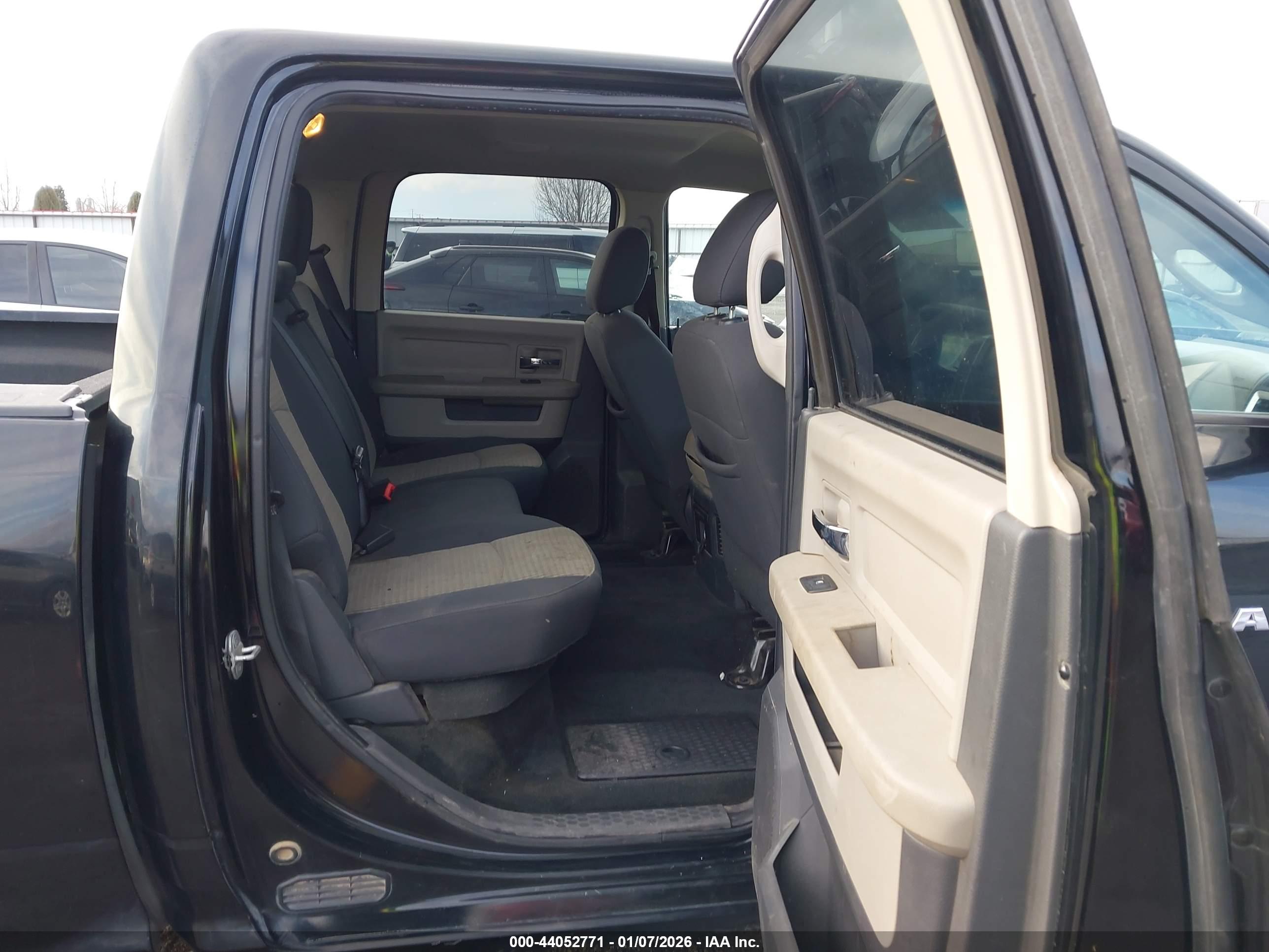 RAM 1500 image 8