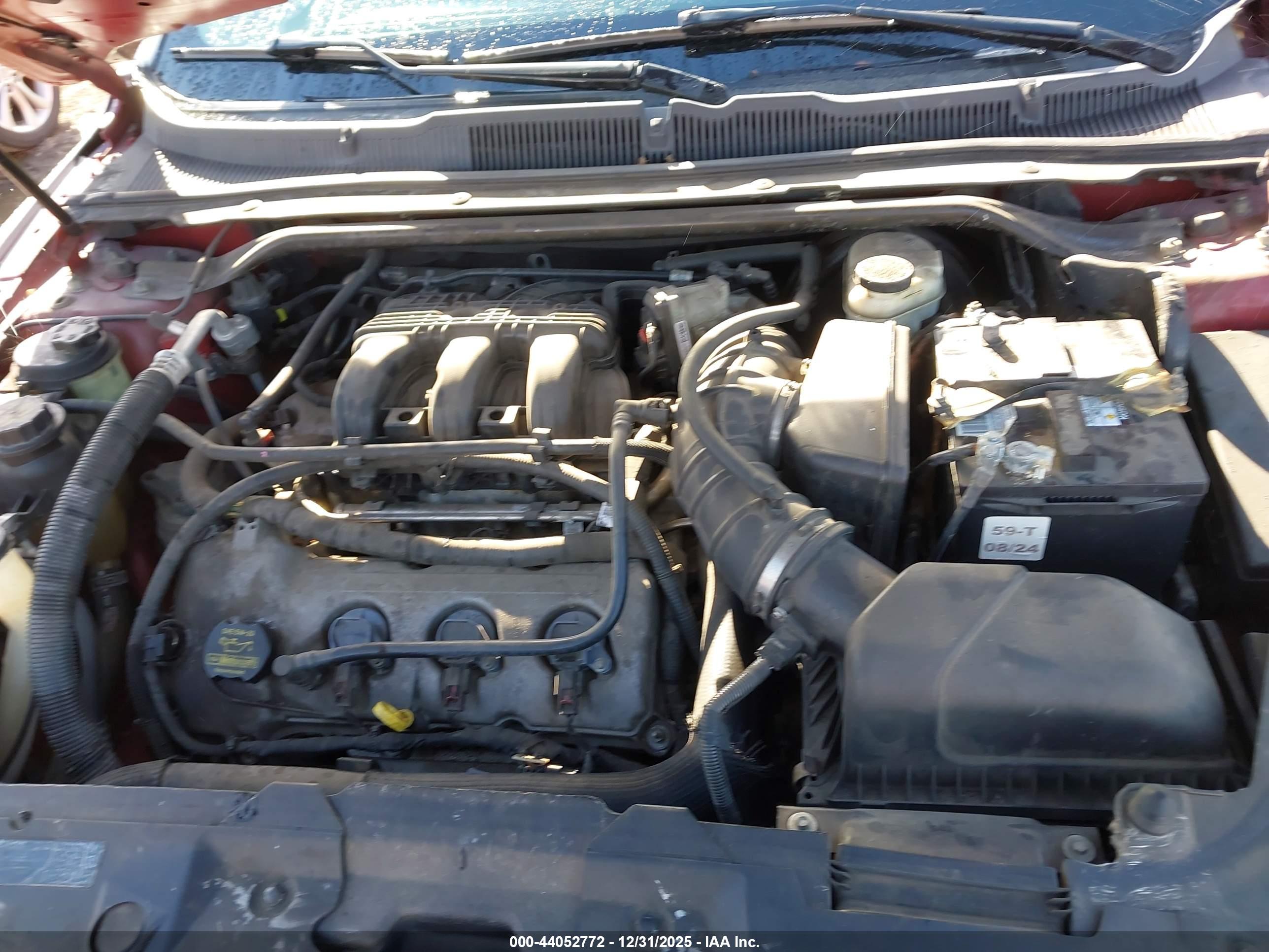 FORD TAURUS image 10