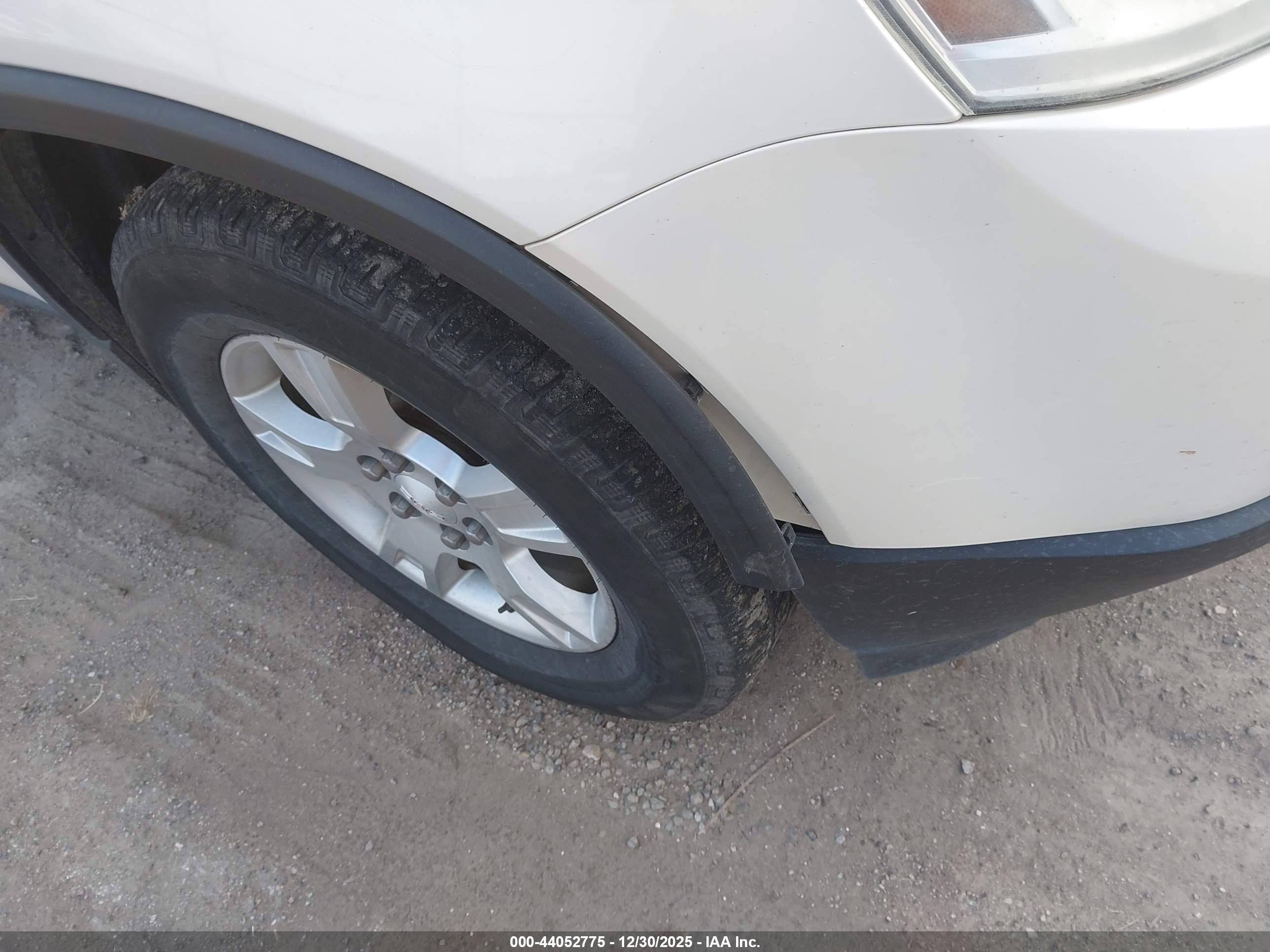 GMC ACADIA image 6