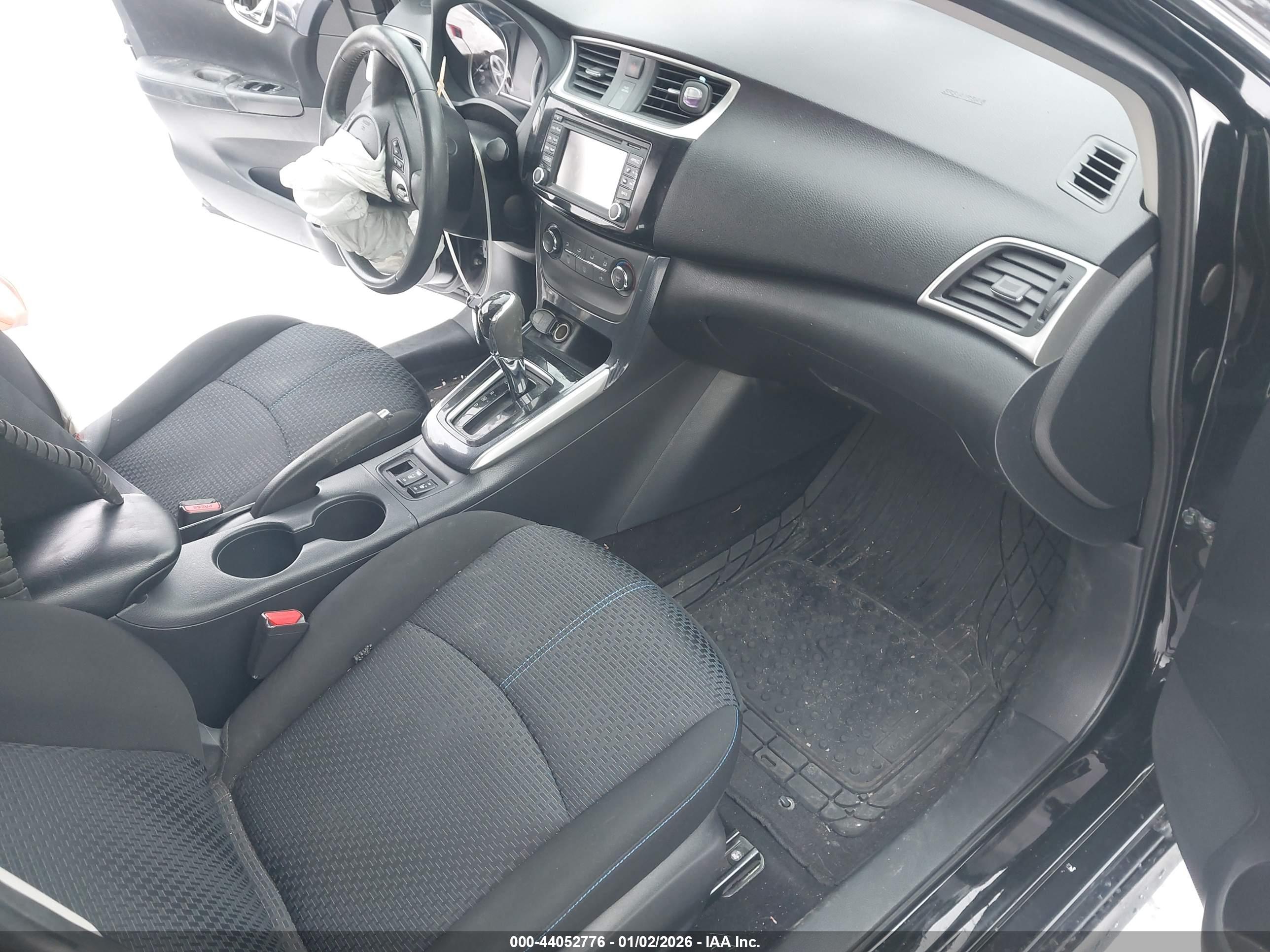 NISSAN SENTRA image 5