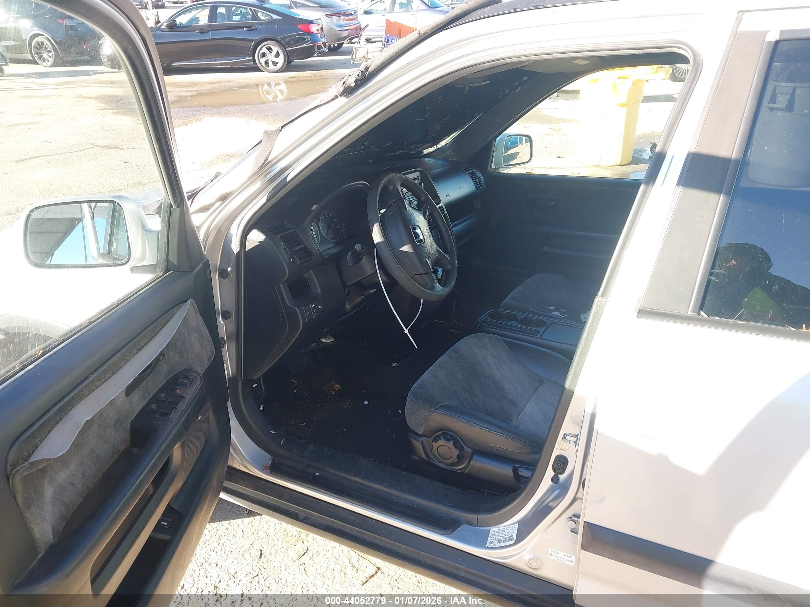 HONDA CR-V image 5