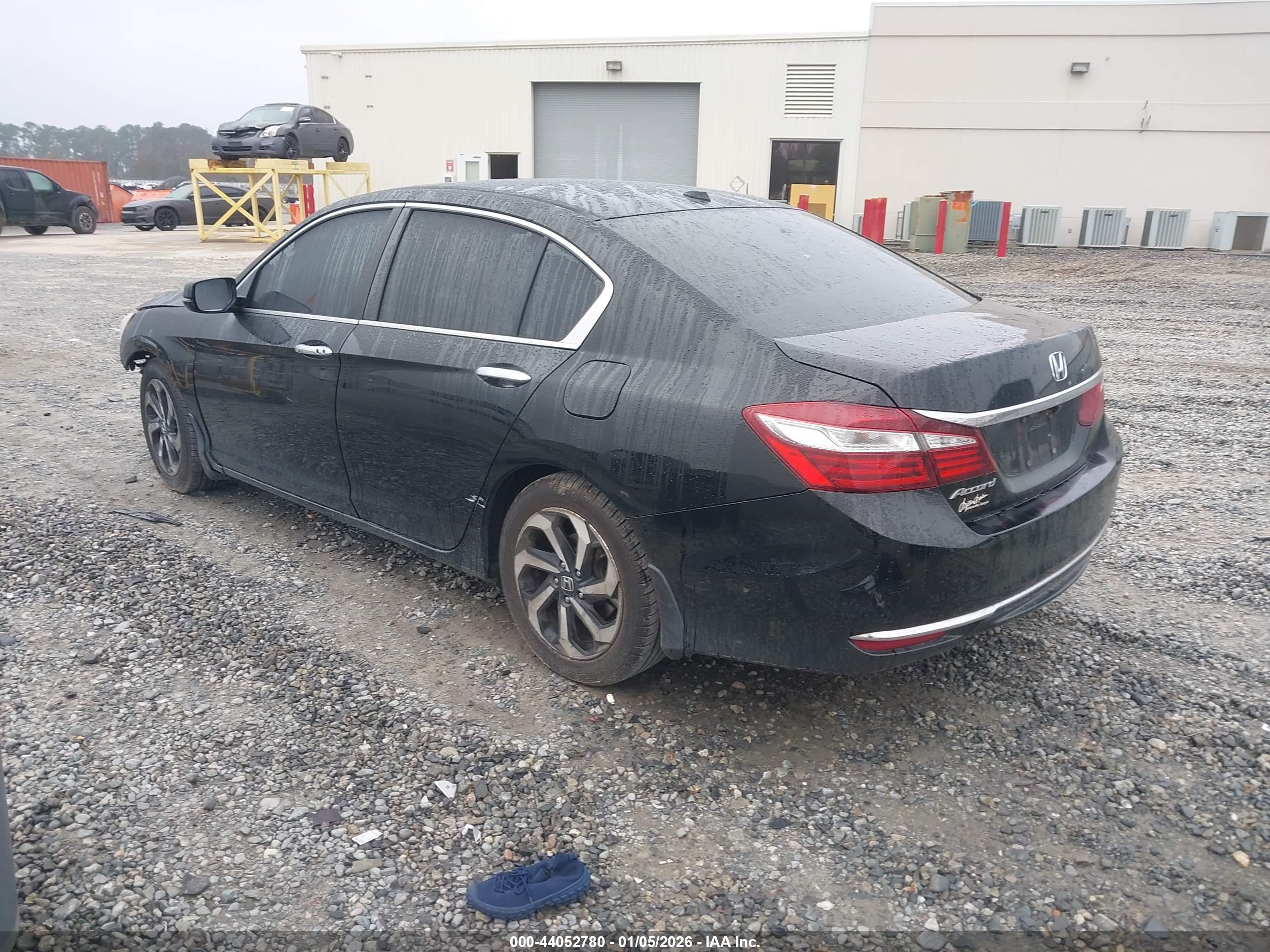 HONDA ACCORD image 3