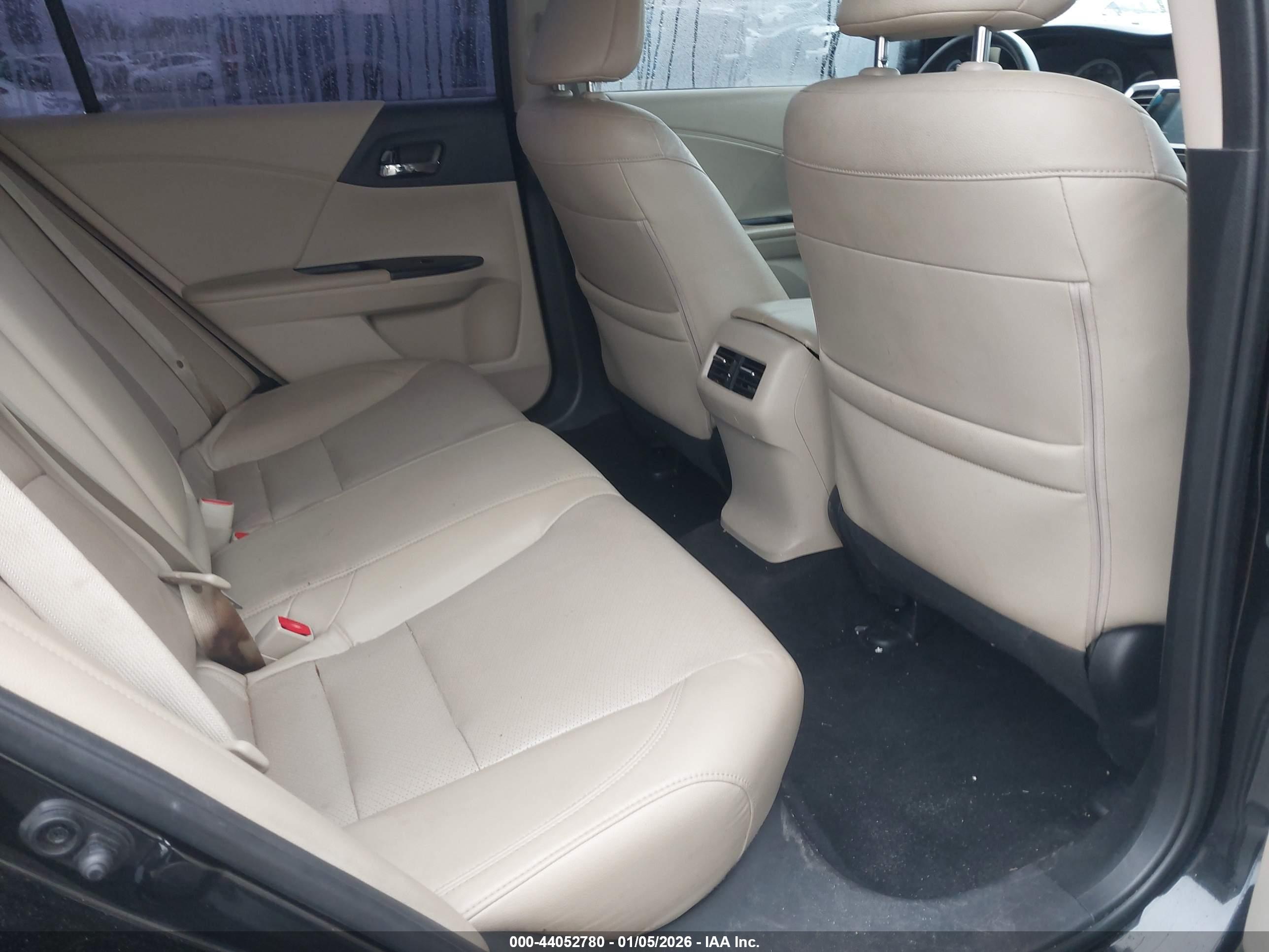 HONDA ACCORD image 8