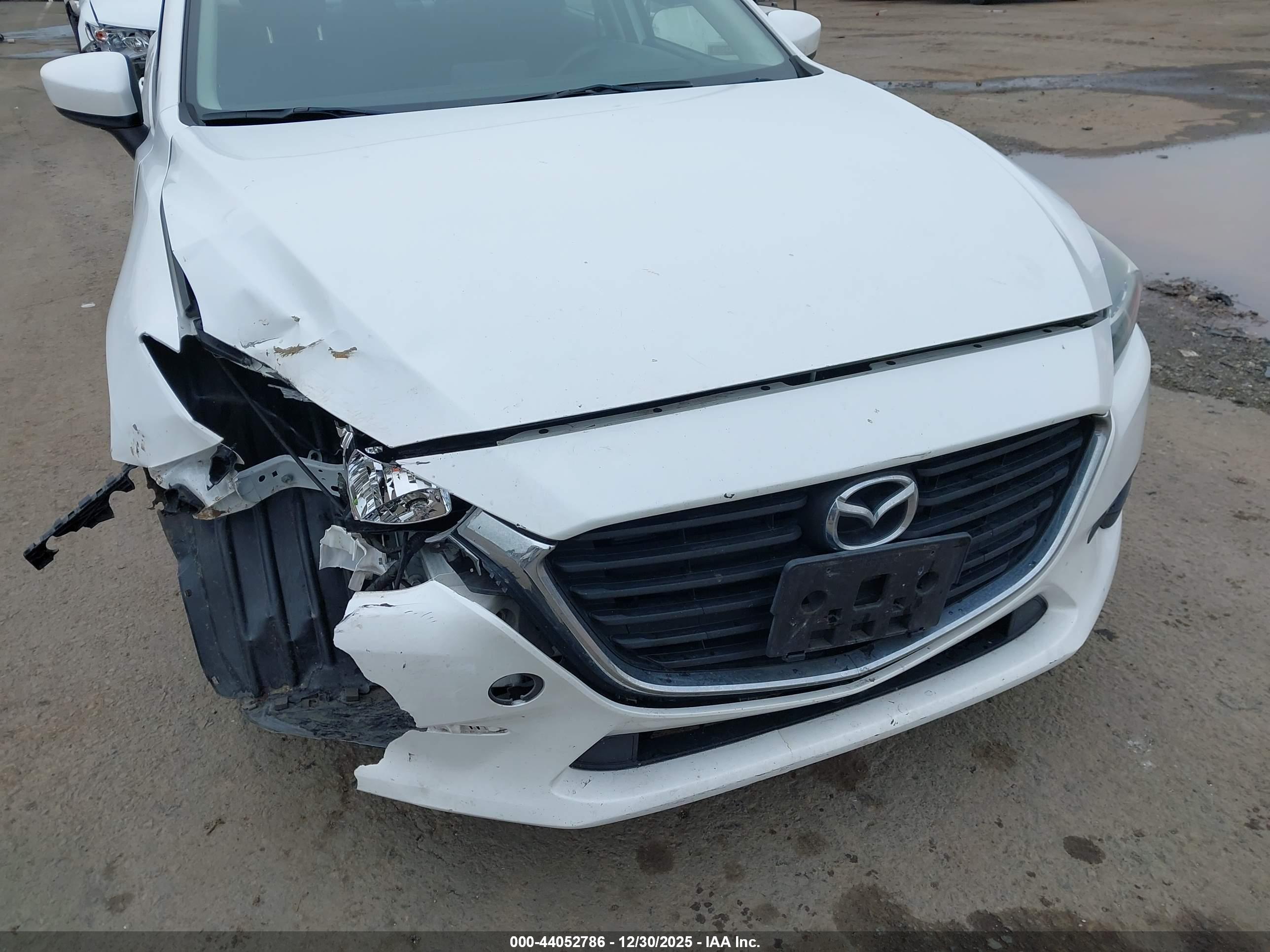 MAZDA MAZDA3 image 6