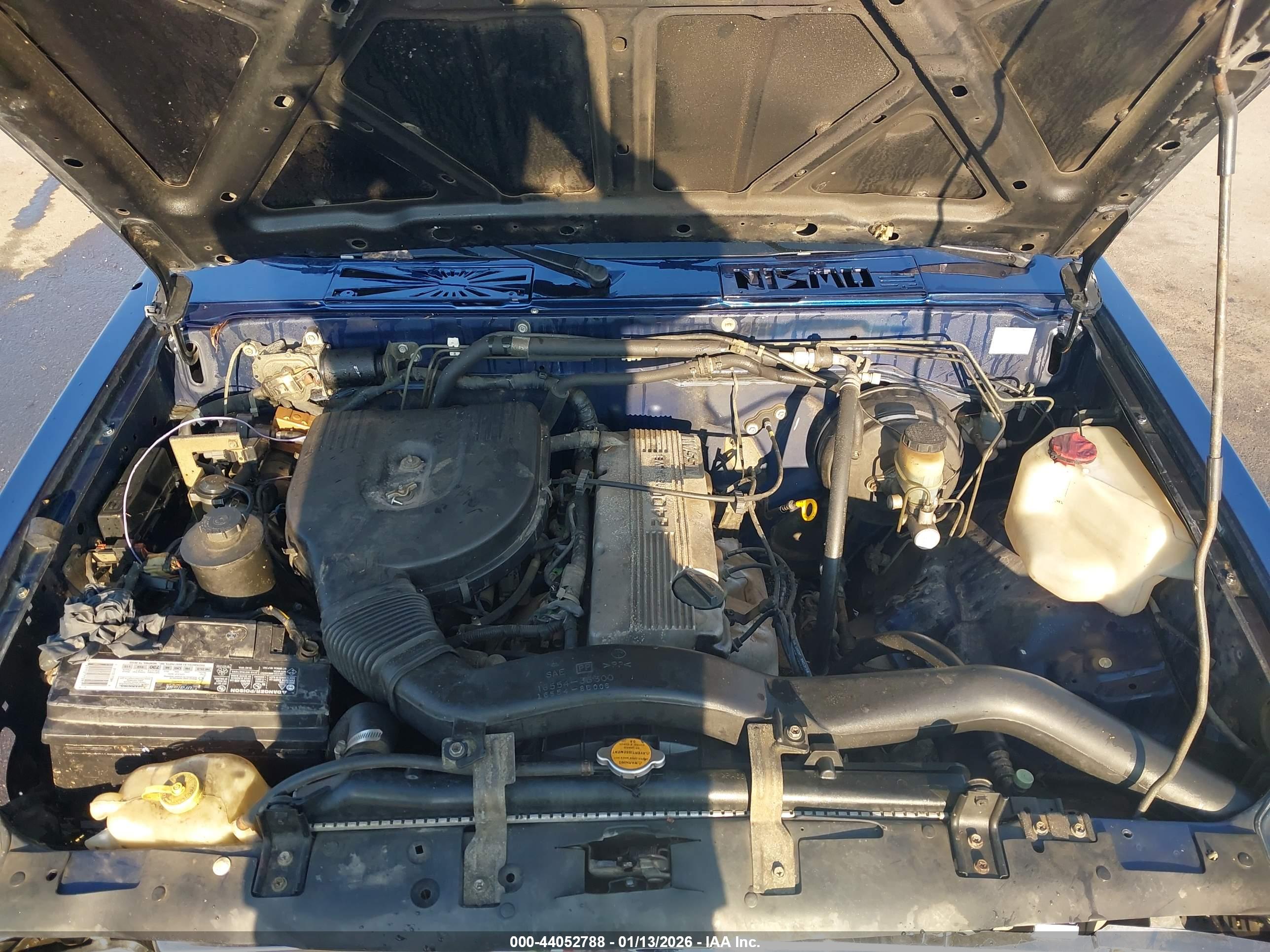 NISSAN 4X2 image 10