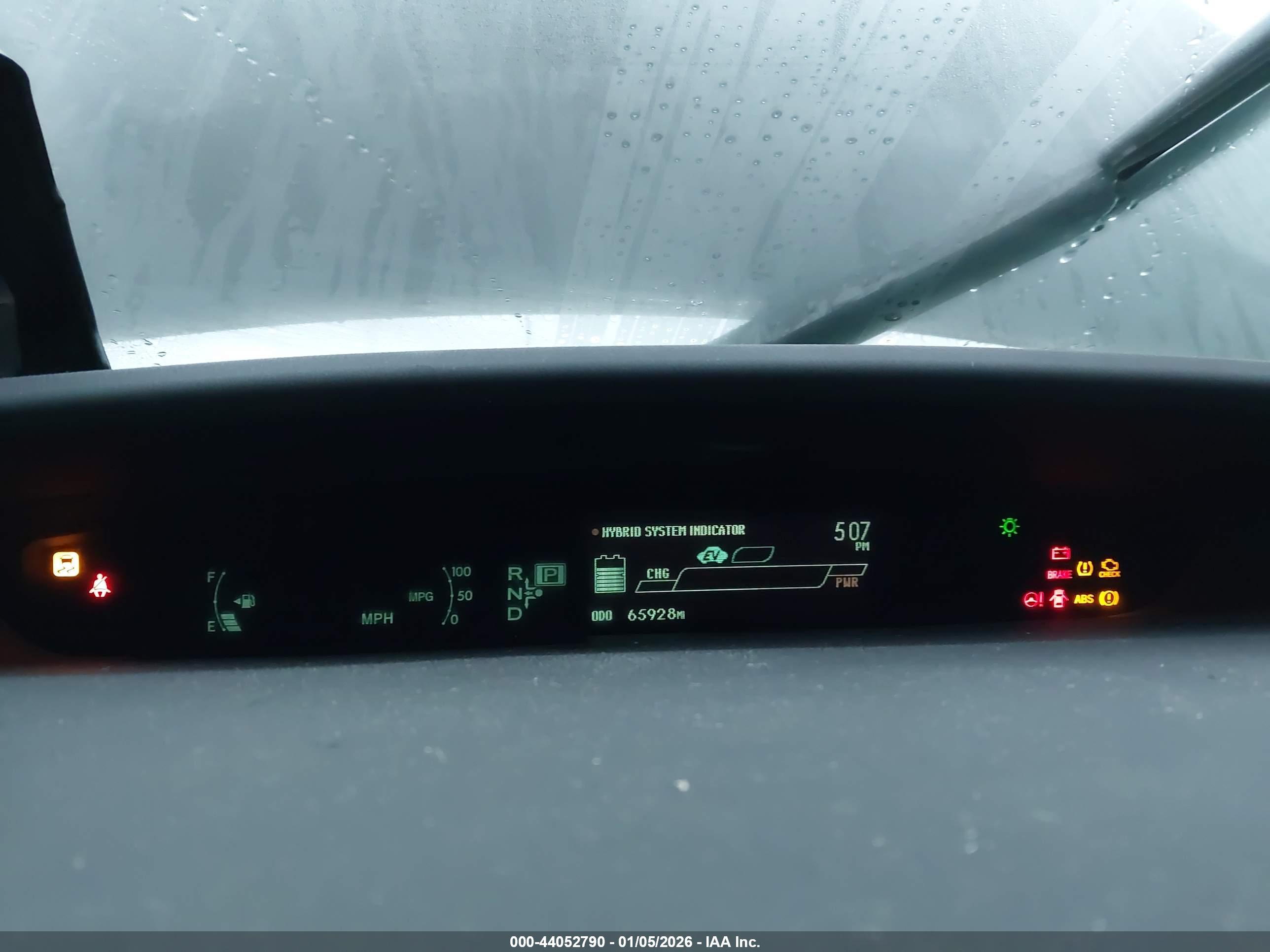 TOYOTA PRIUS image 7