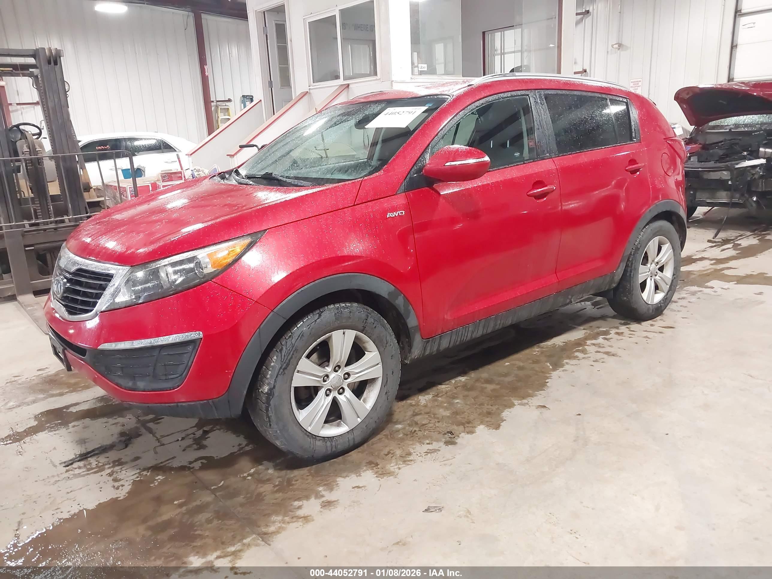 KIA SPORTAGE image 2