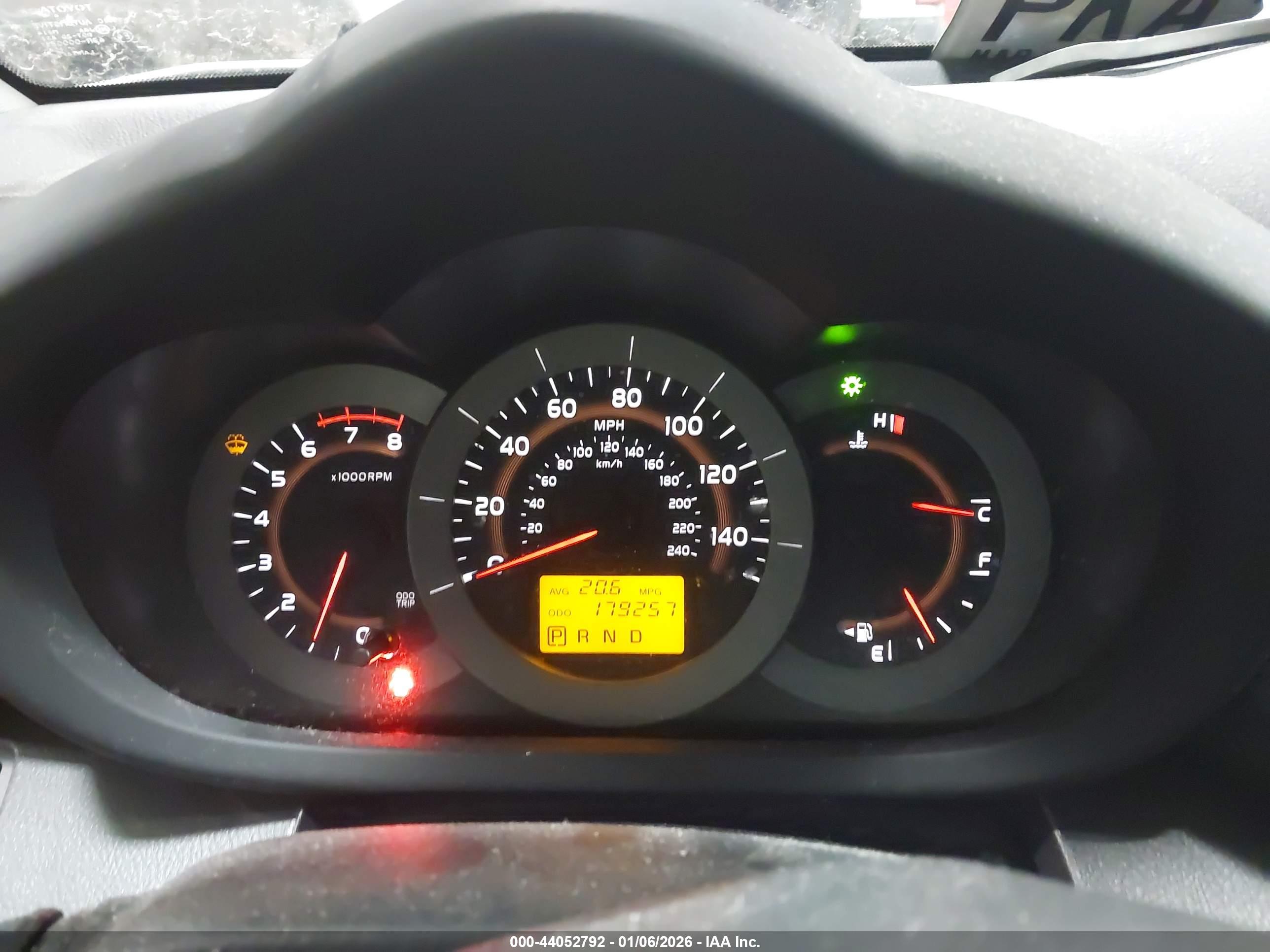 TOYOTA RAV4 image 7