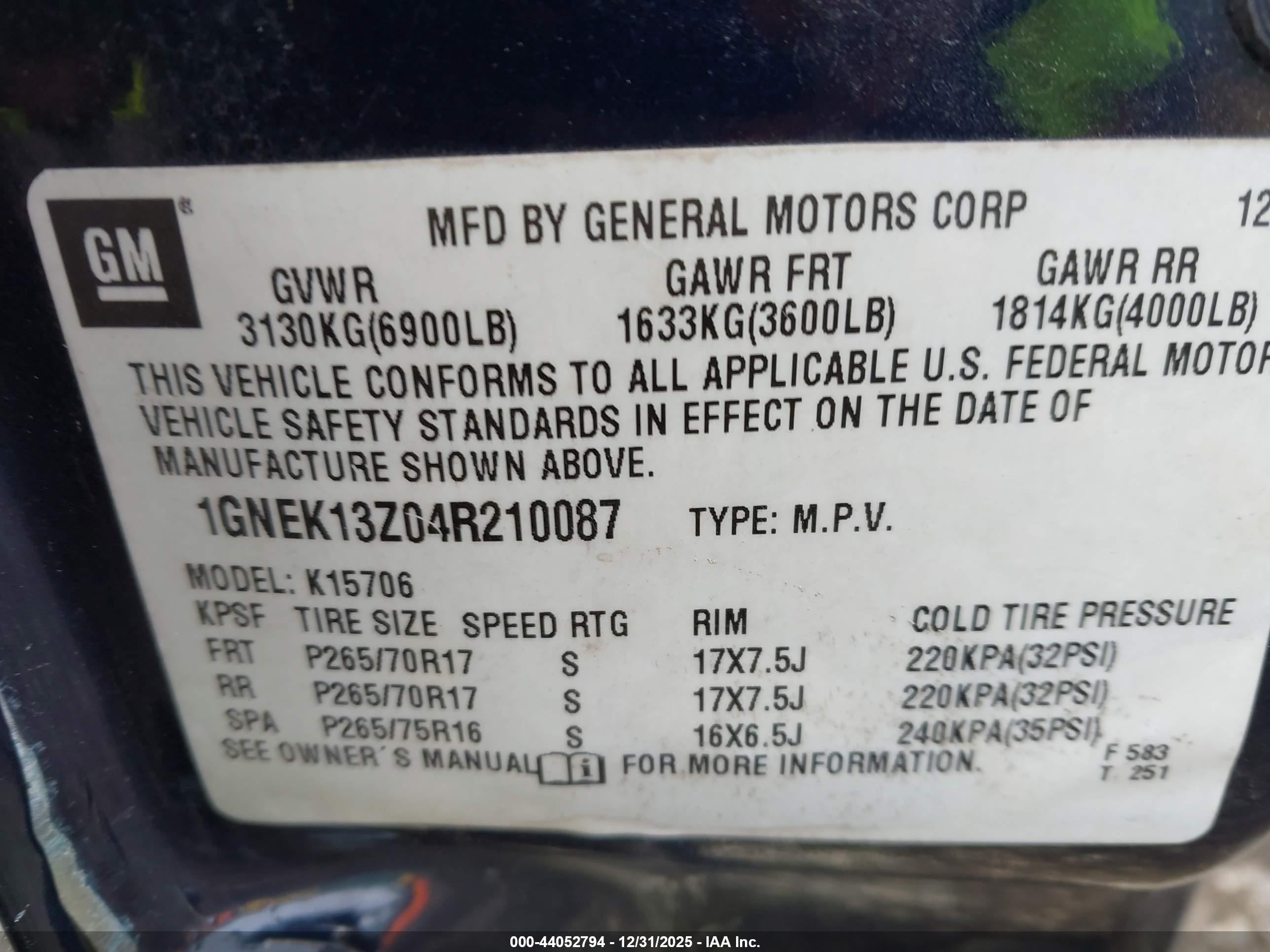 CHEVROLET TAHOE image 9