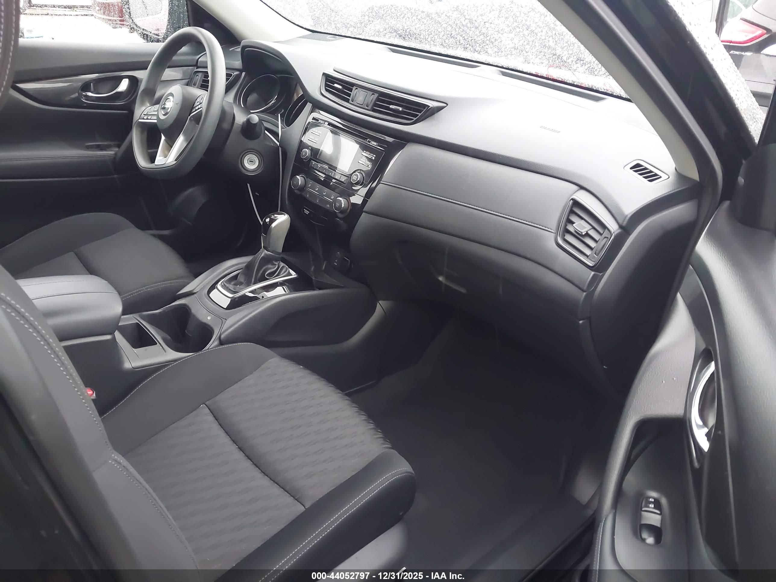 NISSAN ROGUE image 5
