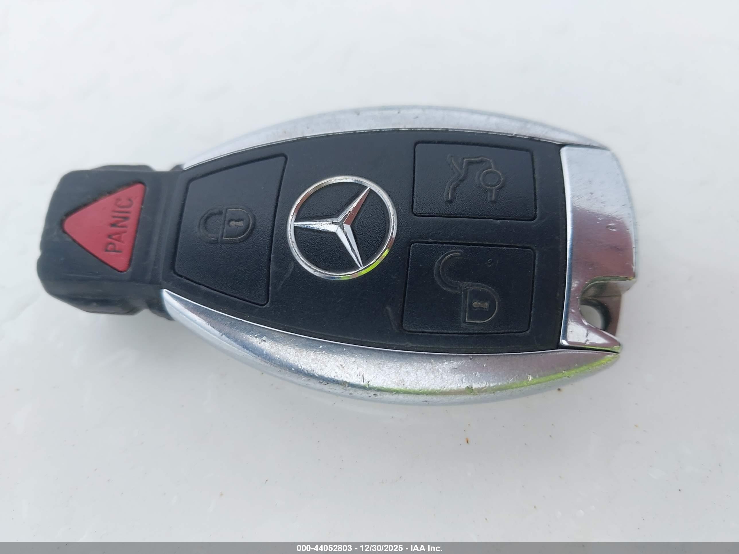 MERCEDES-BENZ C image 11