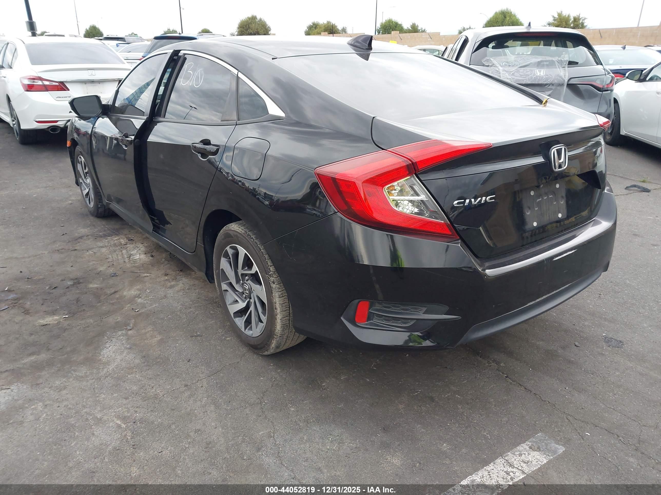 HONDA CIVIC image 3