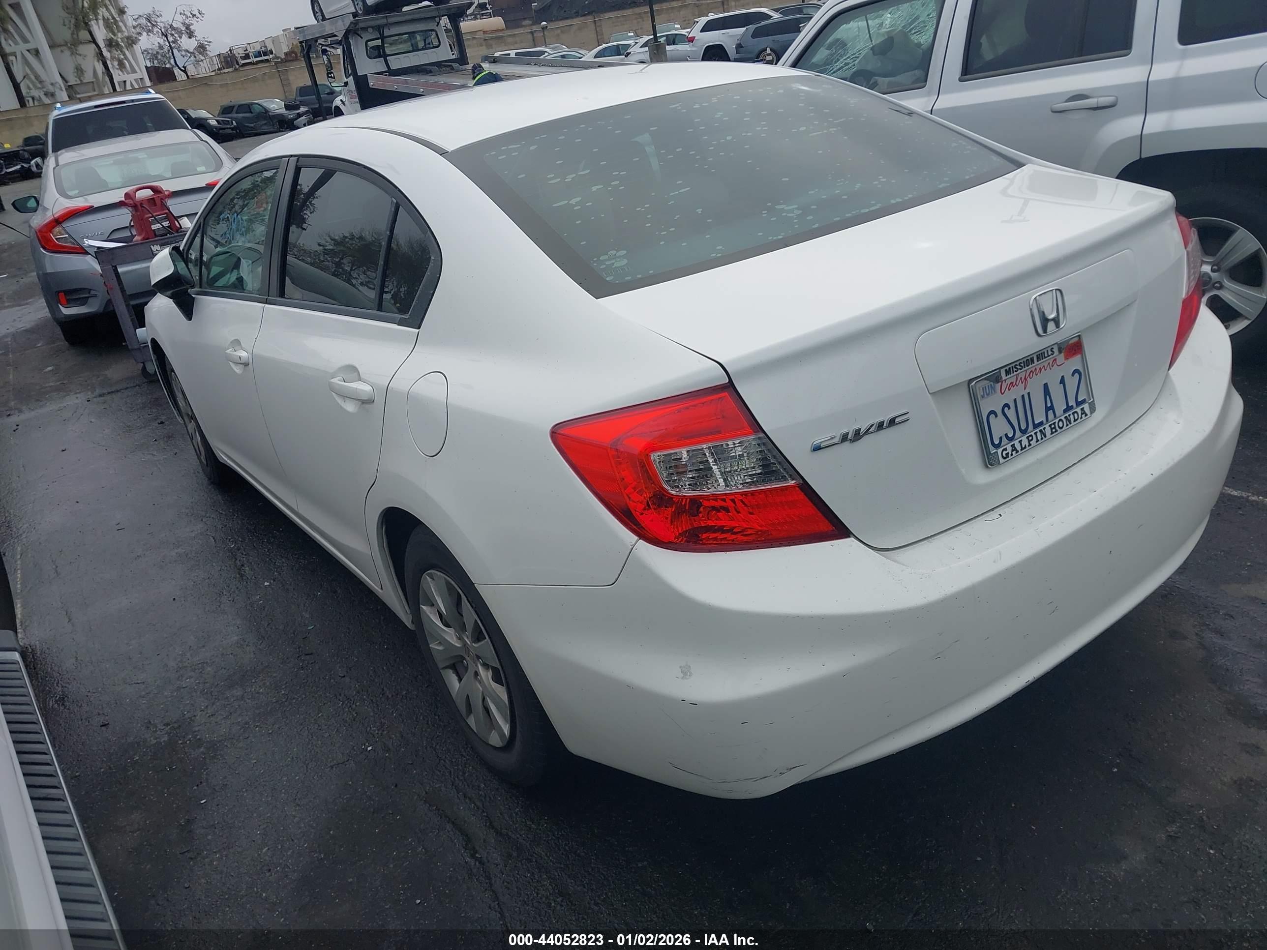 HONDA CIVIC image 3