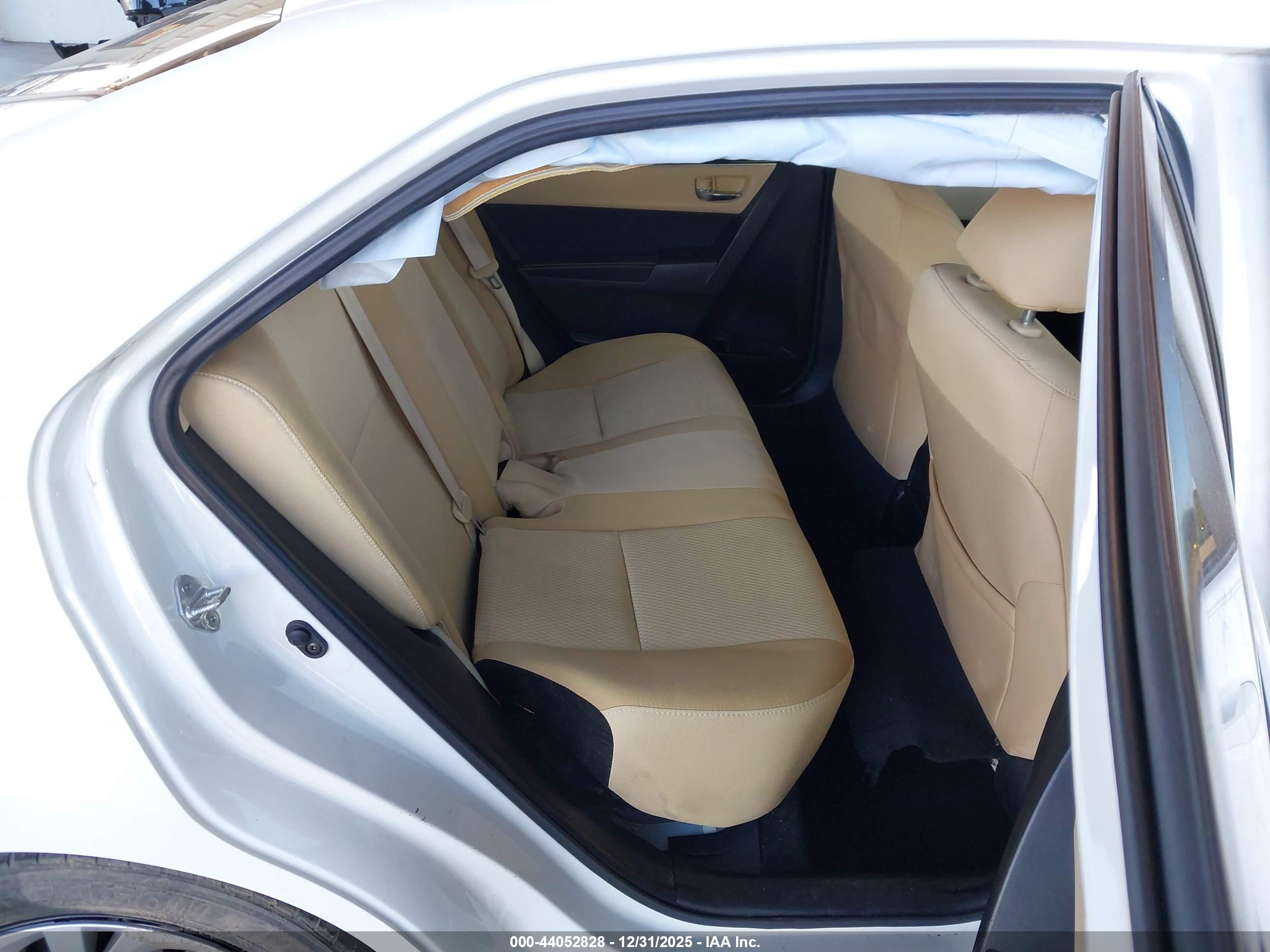 TOYOTA COROLLA image 8