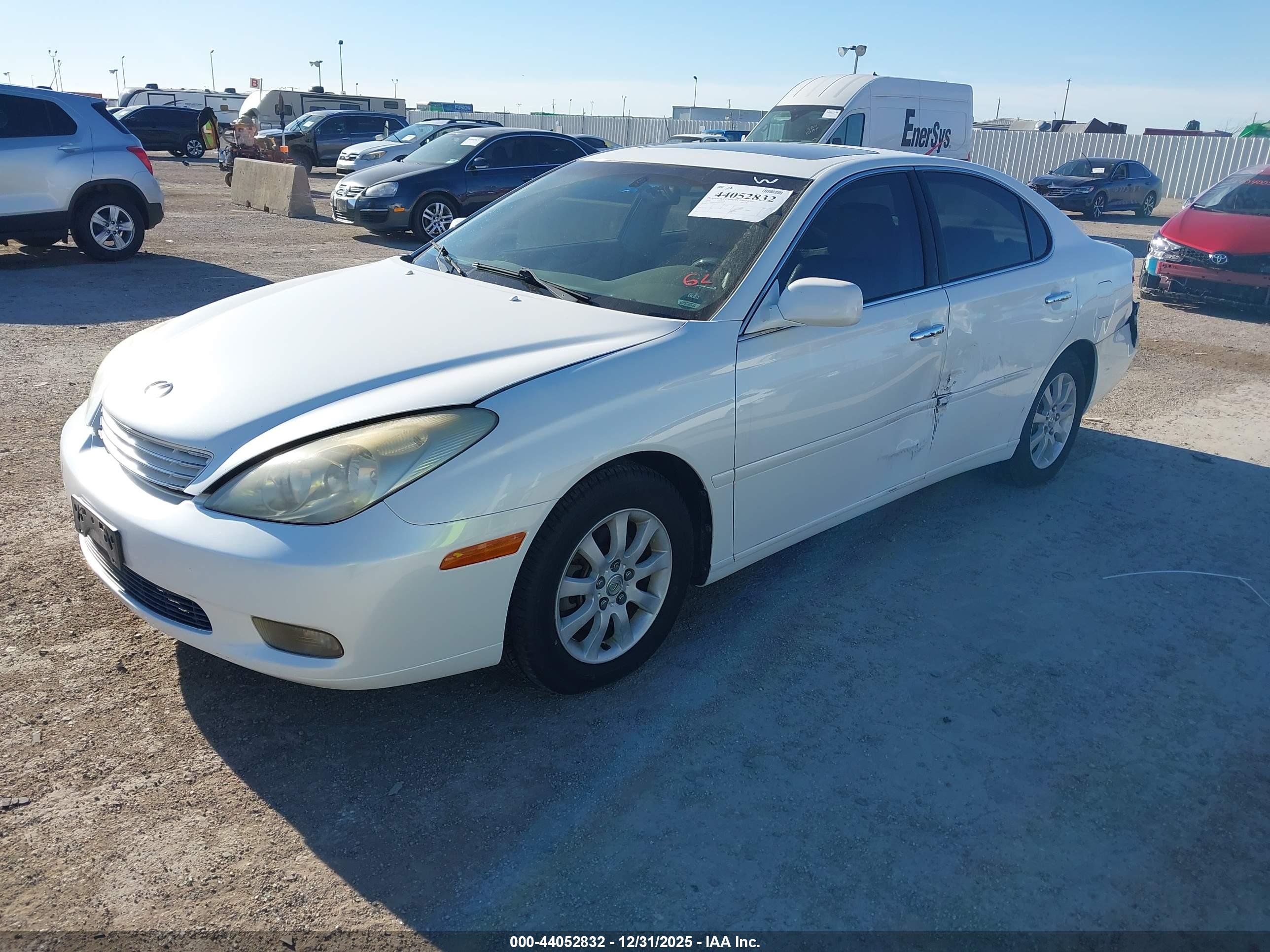LEXUS ES image 2