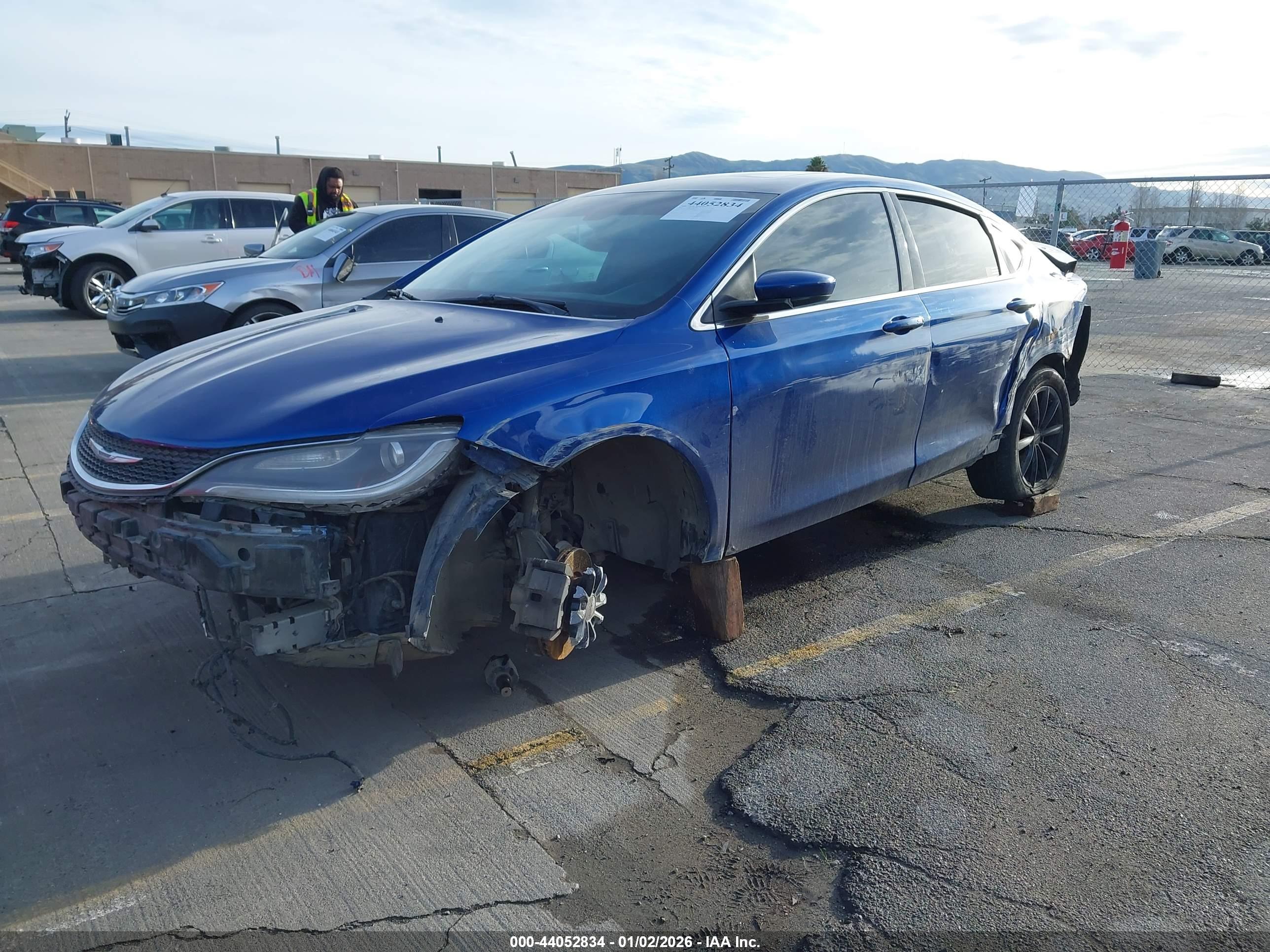 CHRYSLER 200 image 6