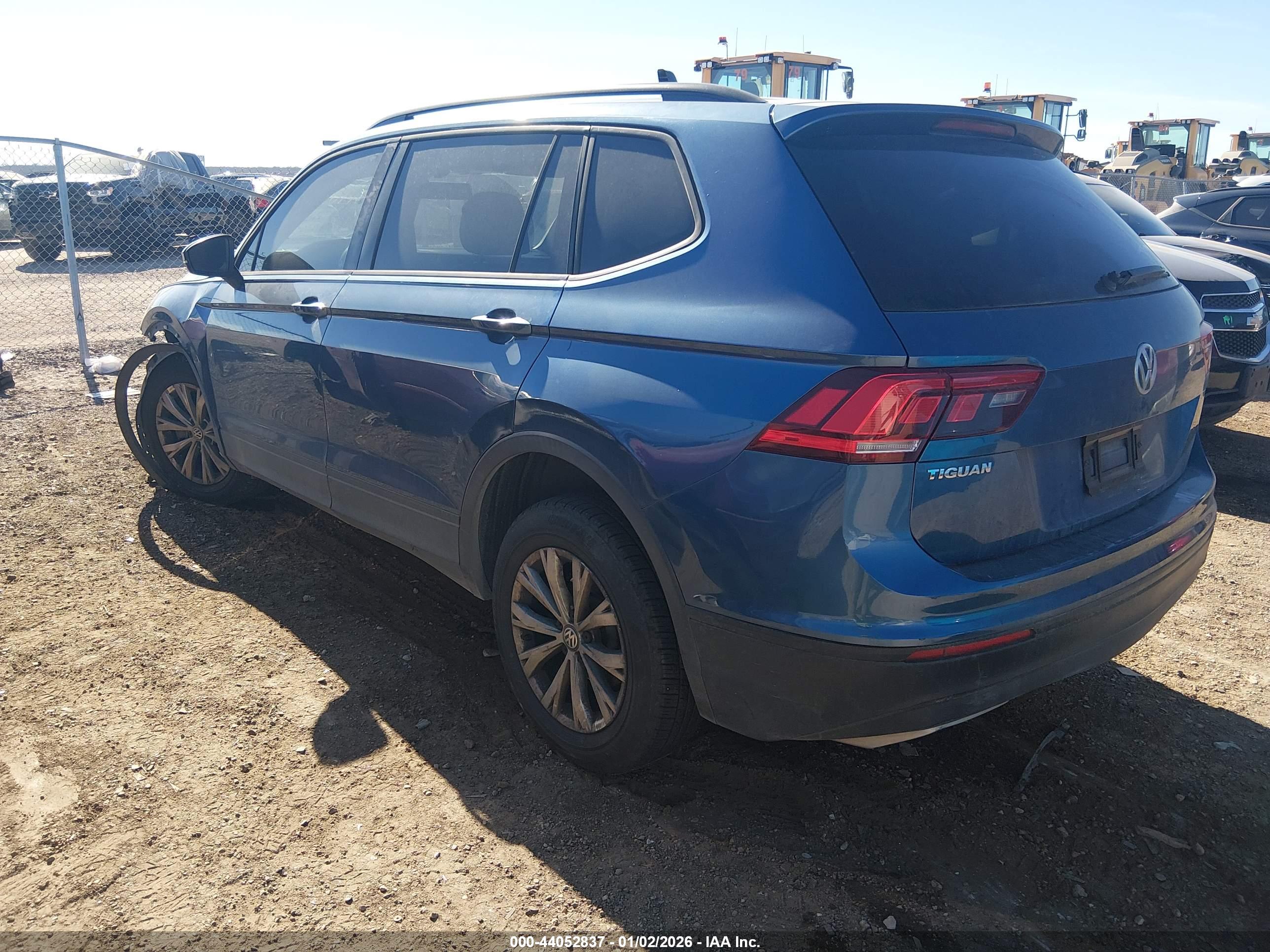 VOLKSWAGEN TIGUAN image 3