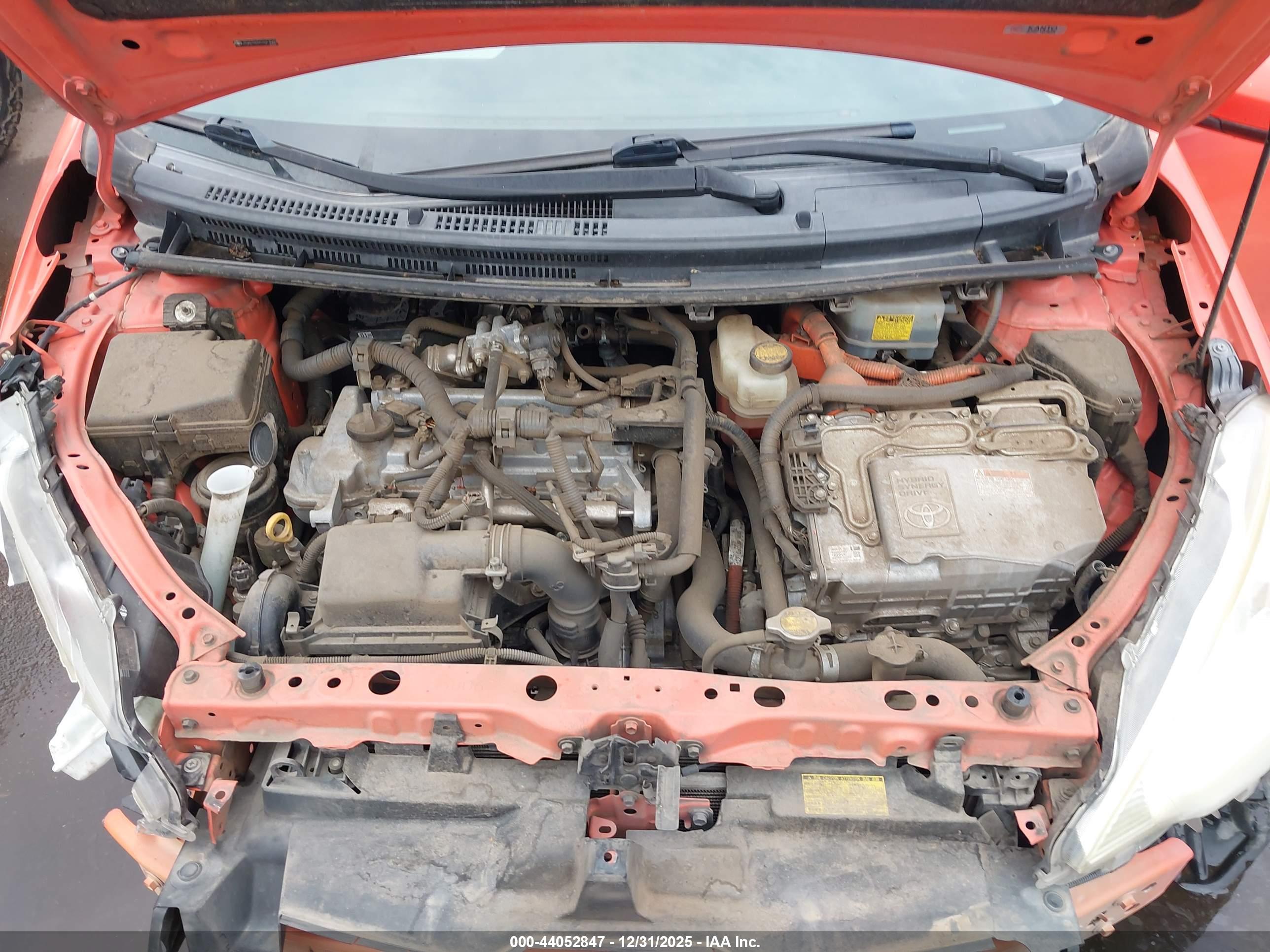 TOYOTA PRIUS image 10