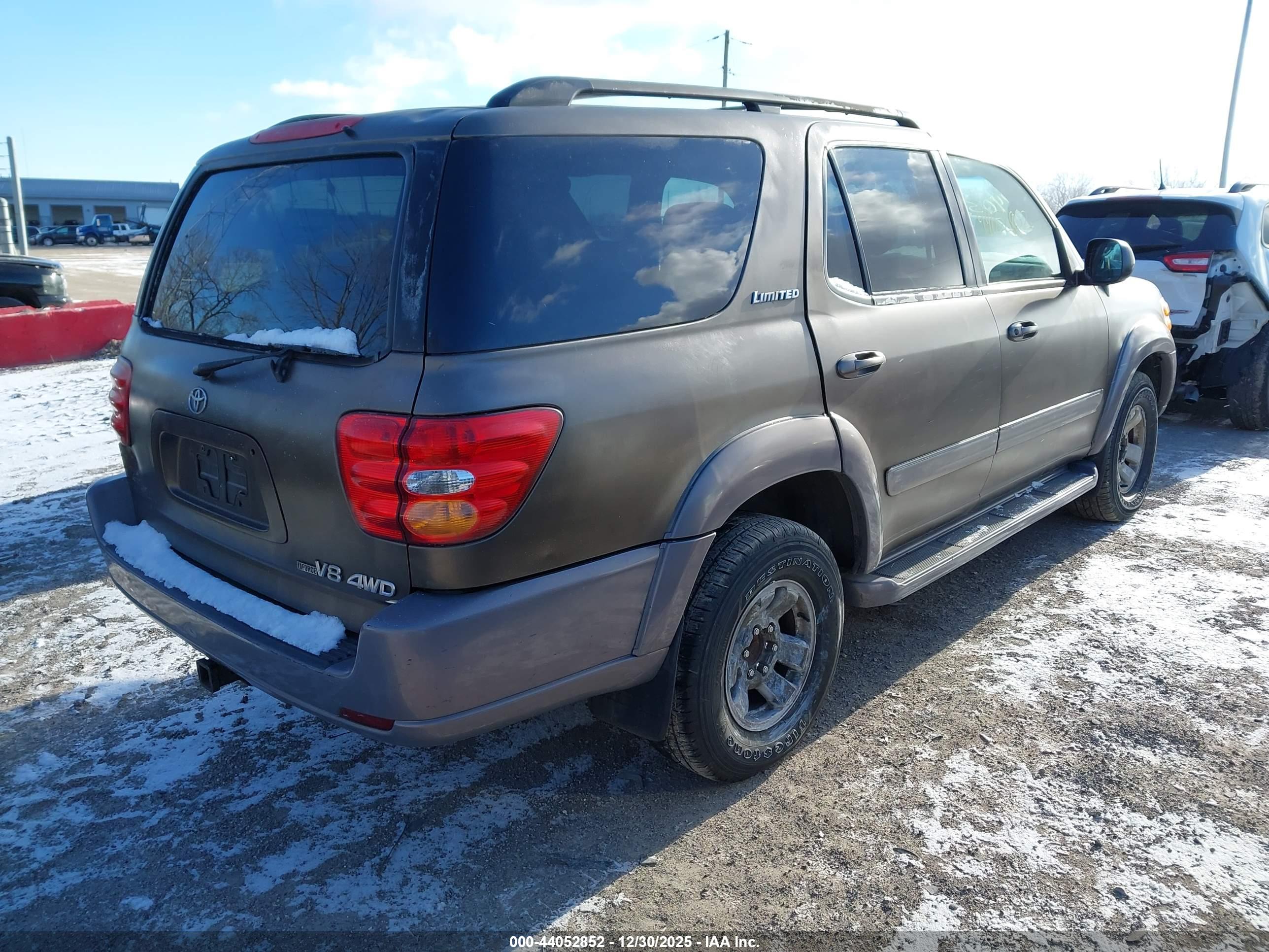 TOYOTA SEQUOIA image 4