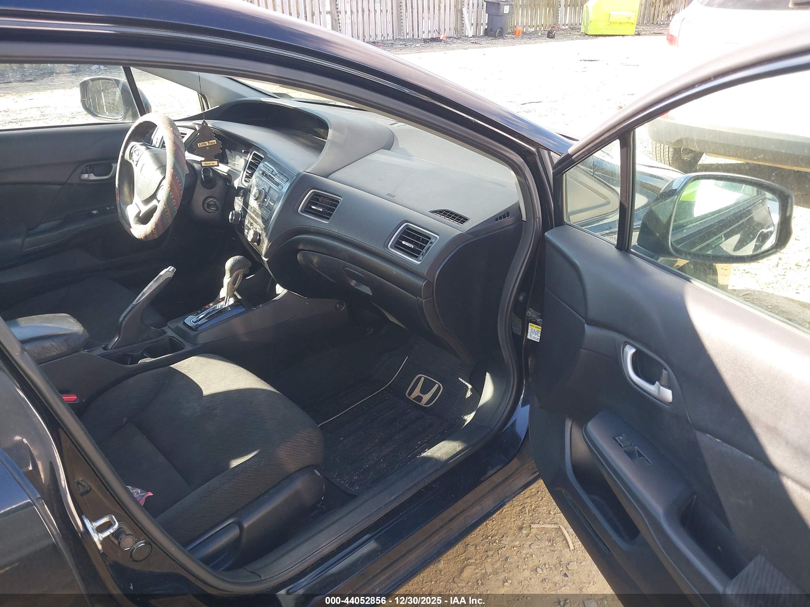 HONDA CIVIC image 5