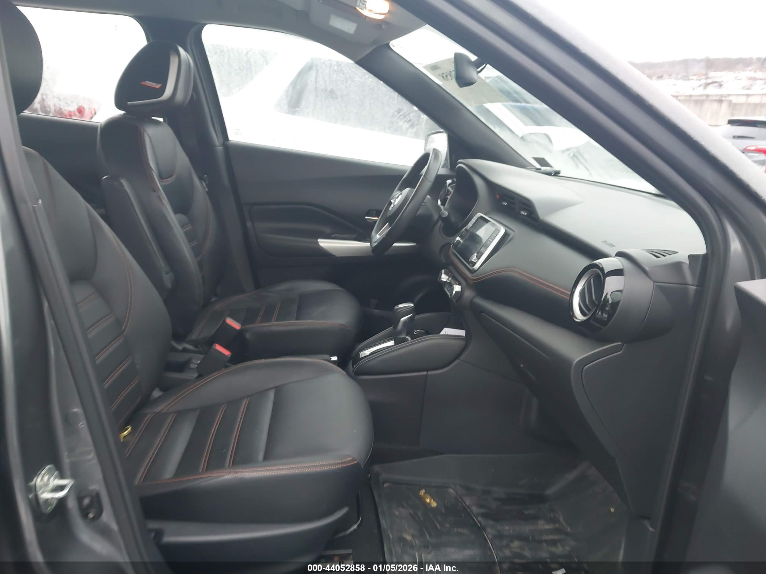 NISSAN KICKS image 5