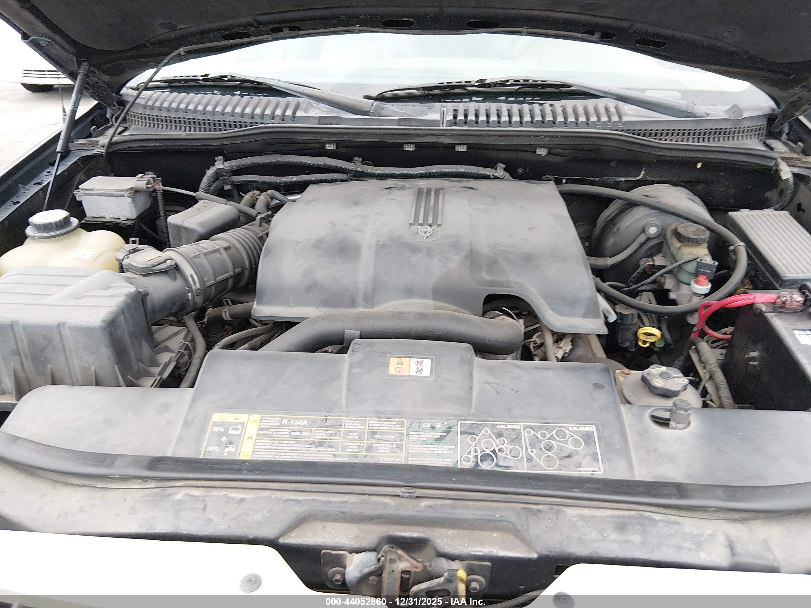 FORD EXPLORER image 10