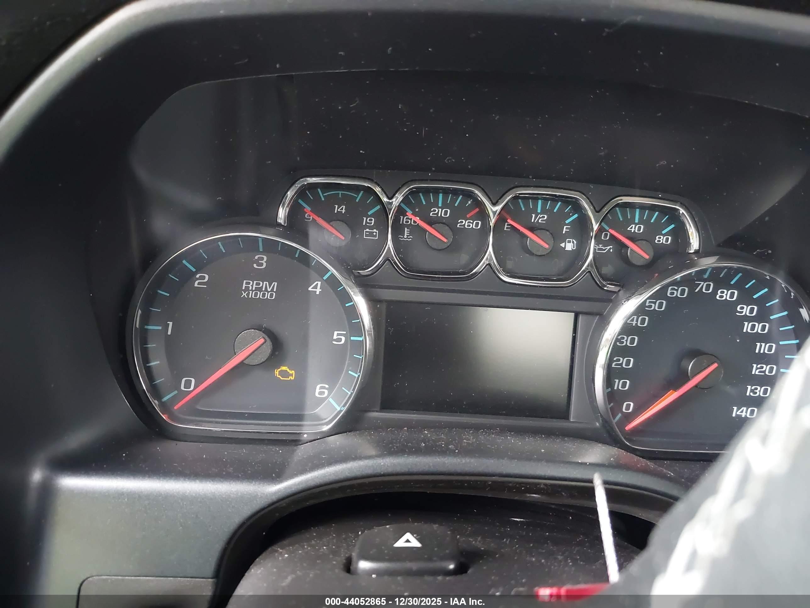 CHEVROLET SILVERADO image 7