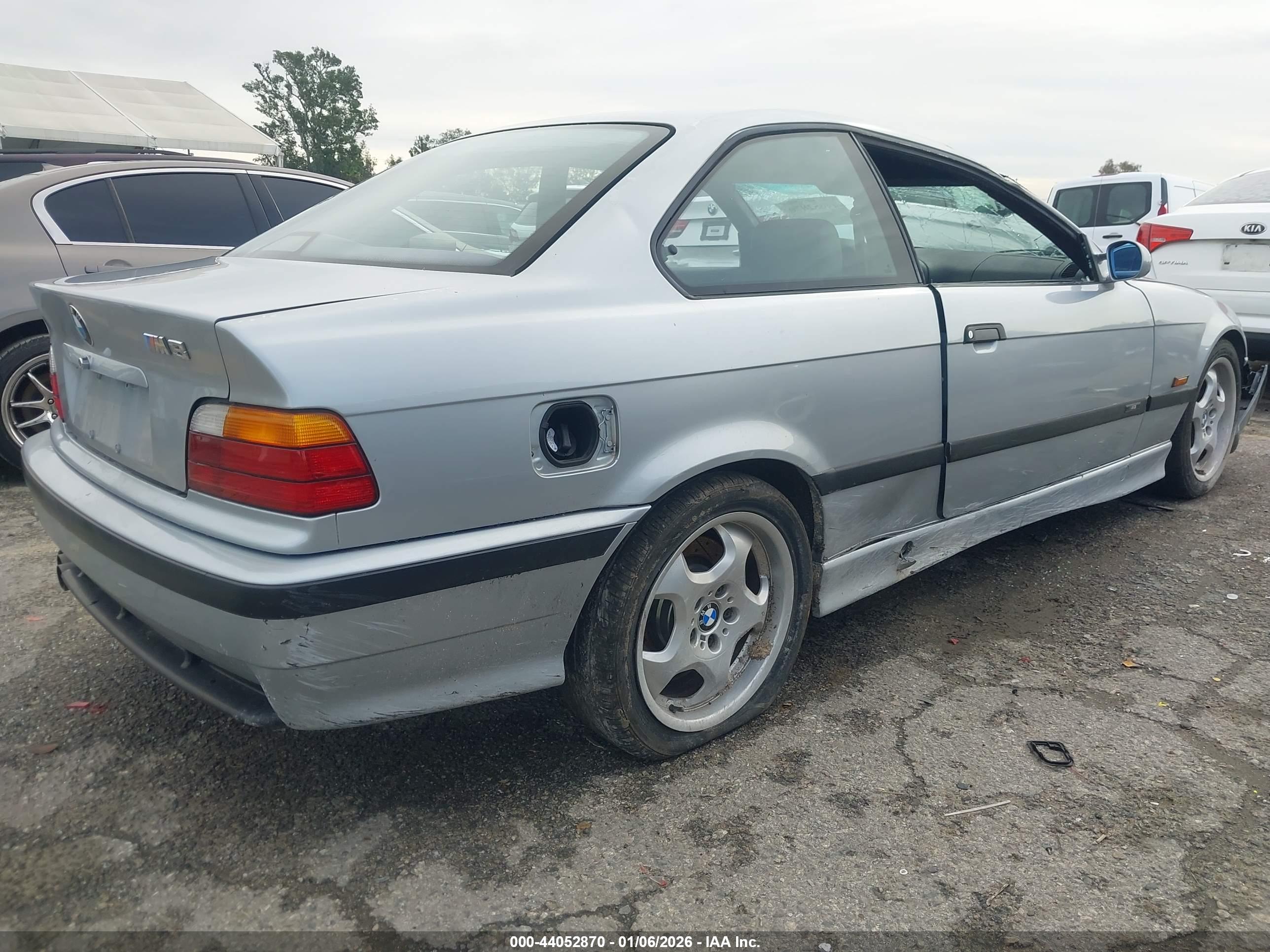 BMW M3 image 4