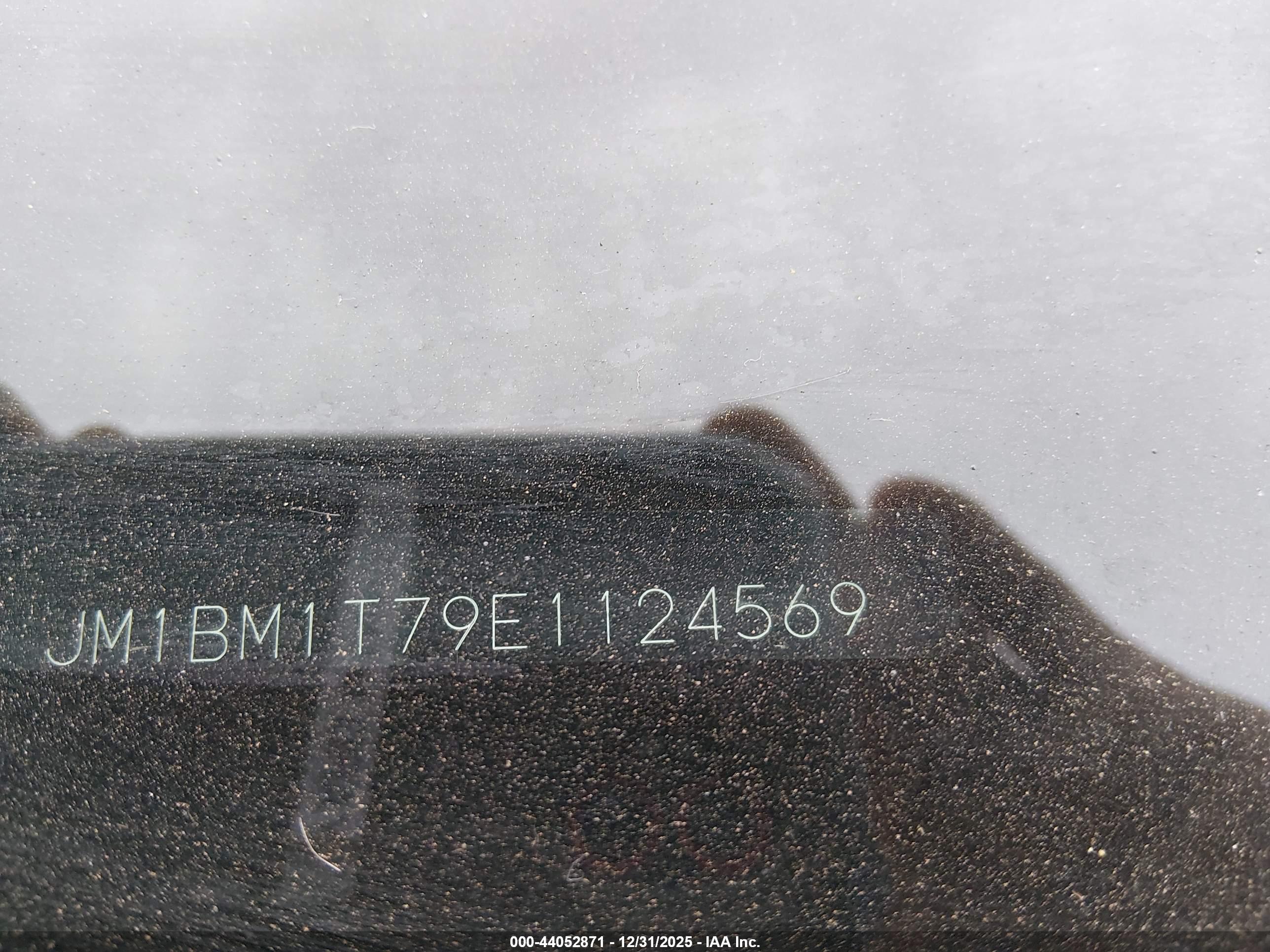 MAZDA MAZDA3 image 9