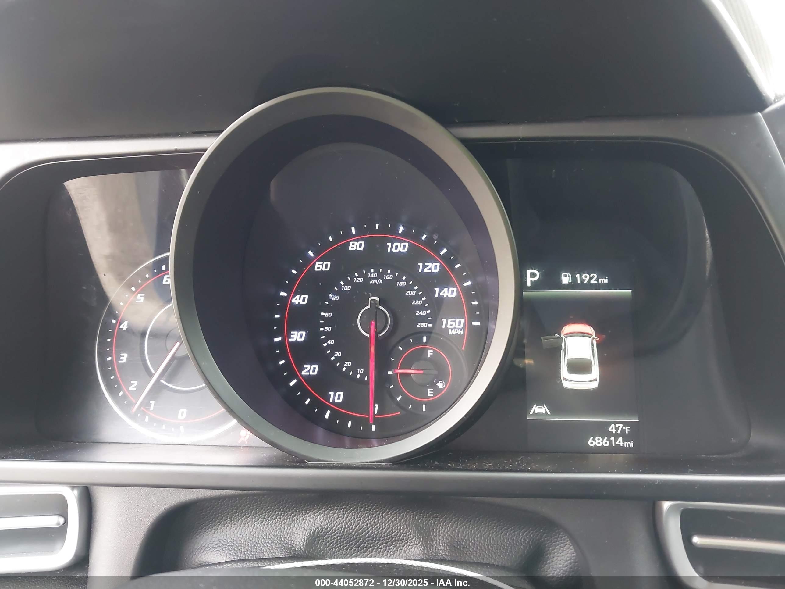 HYUNDAI ELANTRA image 7
