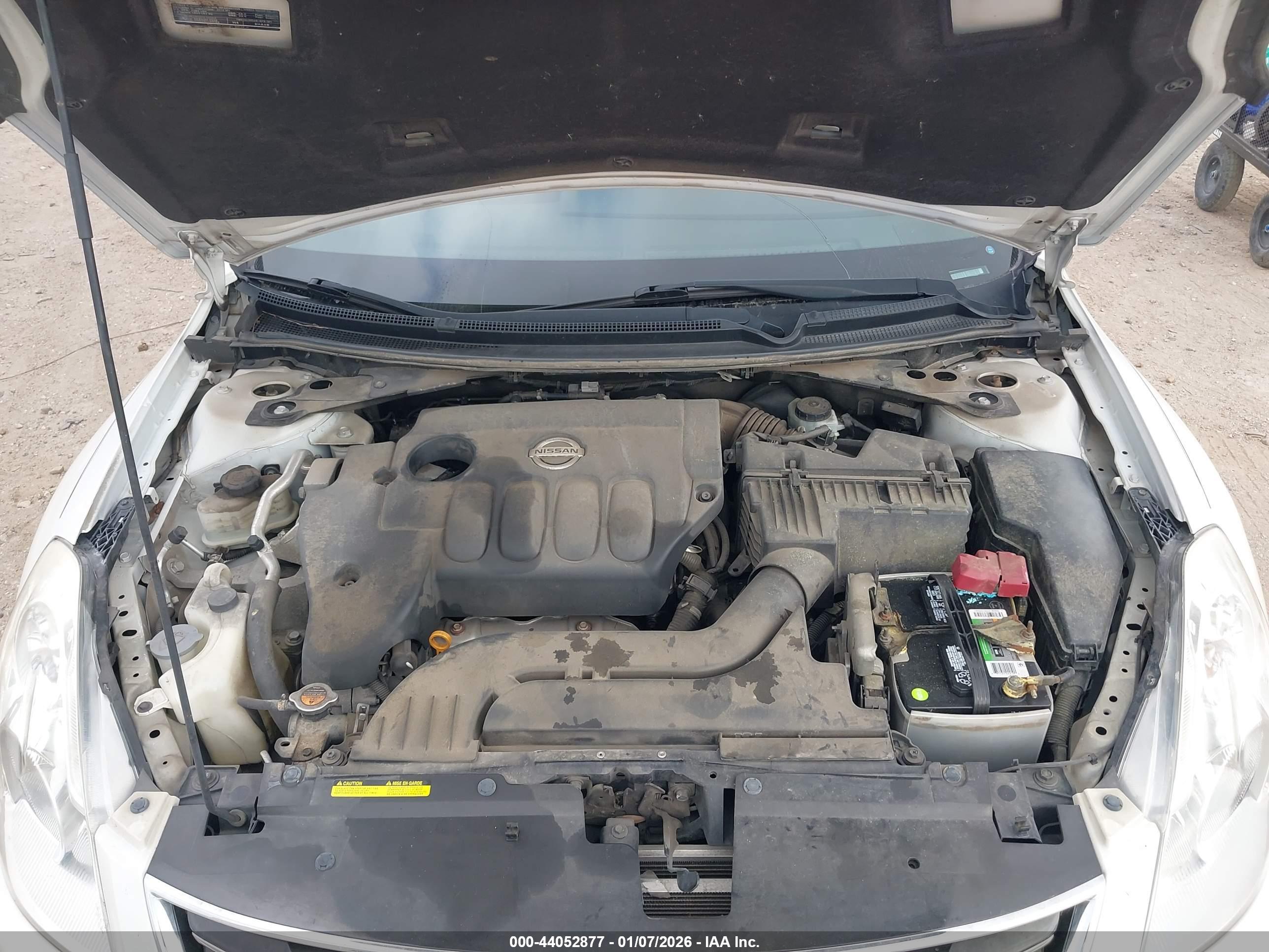 NISSAN ALTIMA image 10