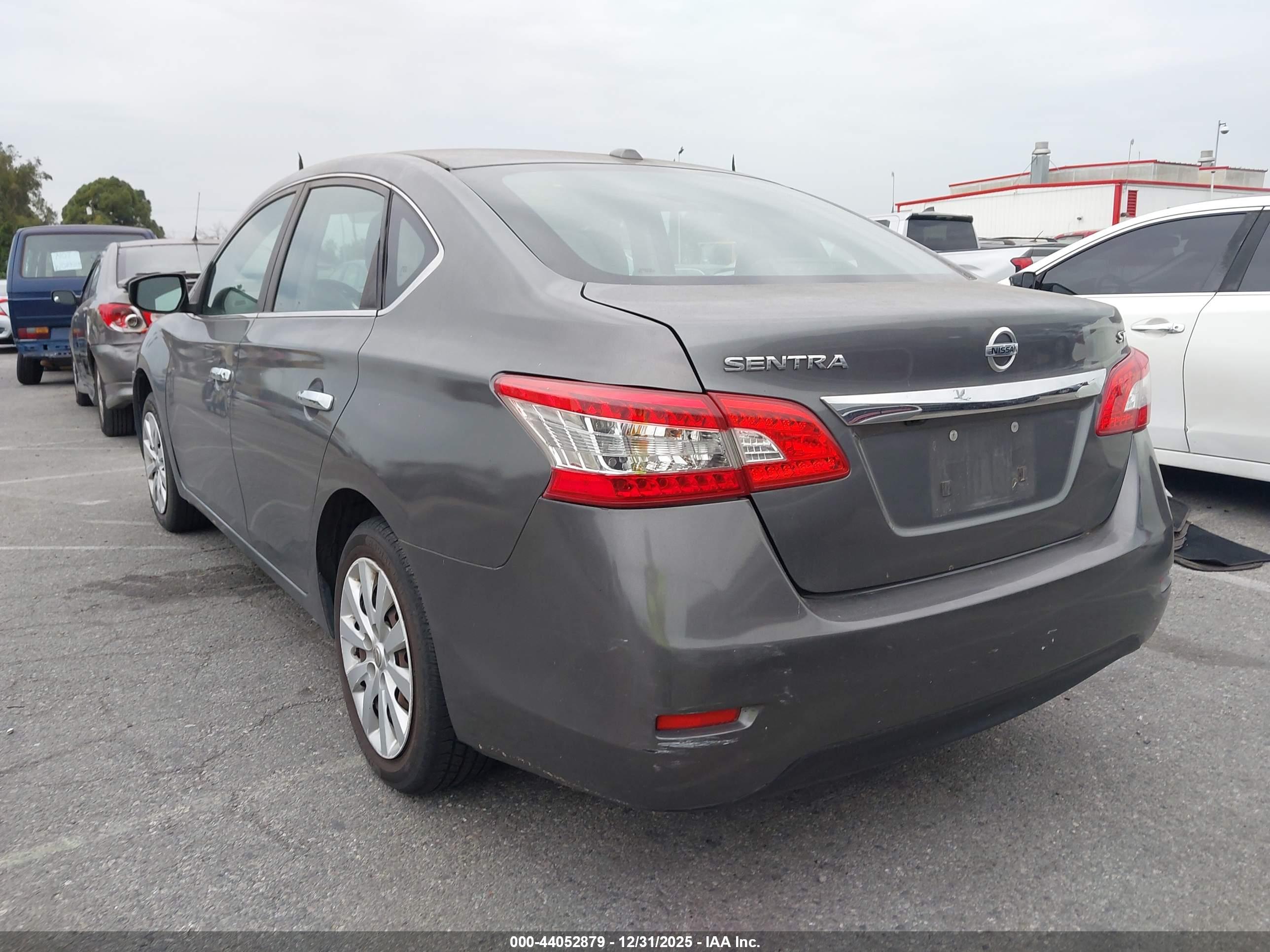 NISSAN SENTRA image 3