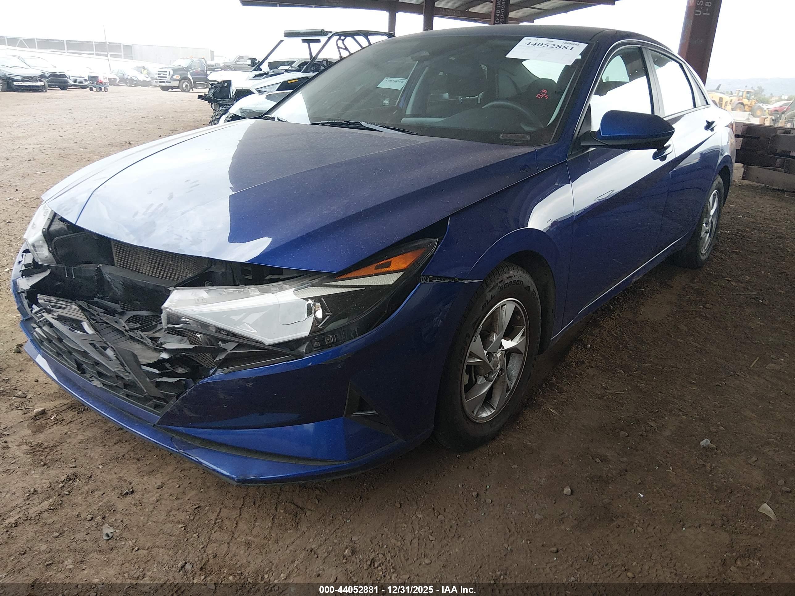 HYUNDAI ELANTRA image 2