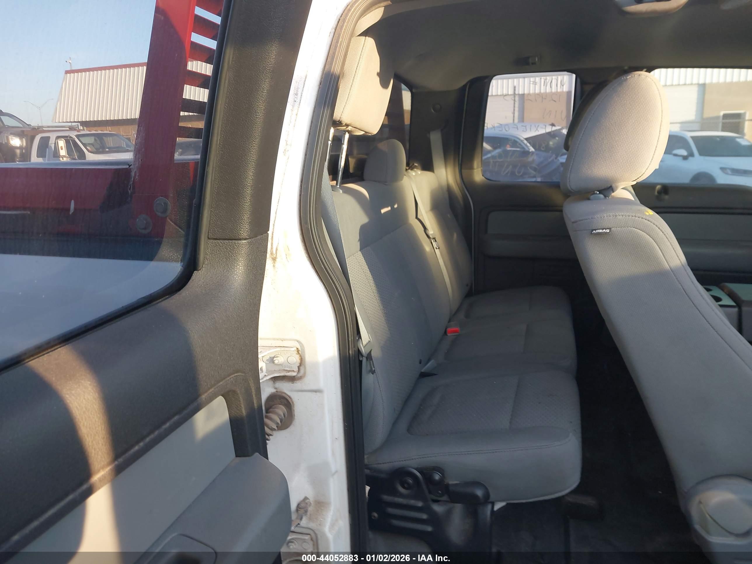 FORD F-150 image 8