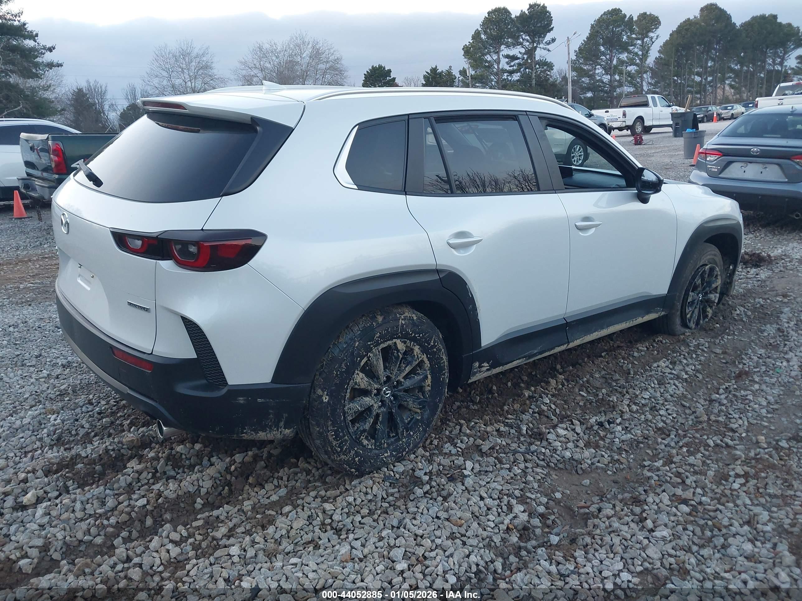 MAZDA CX-50 image 4