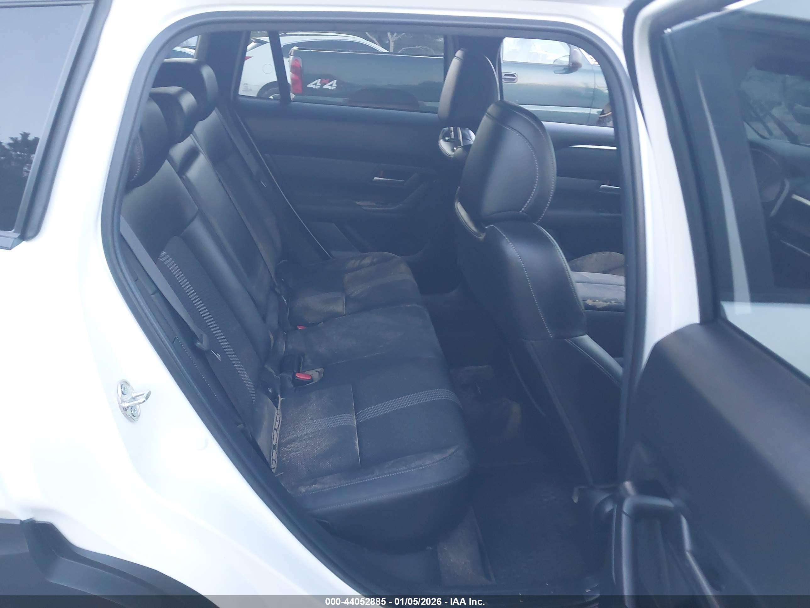 MAZDA CX-50 image 8
