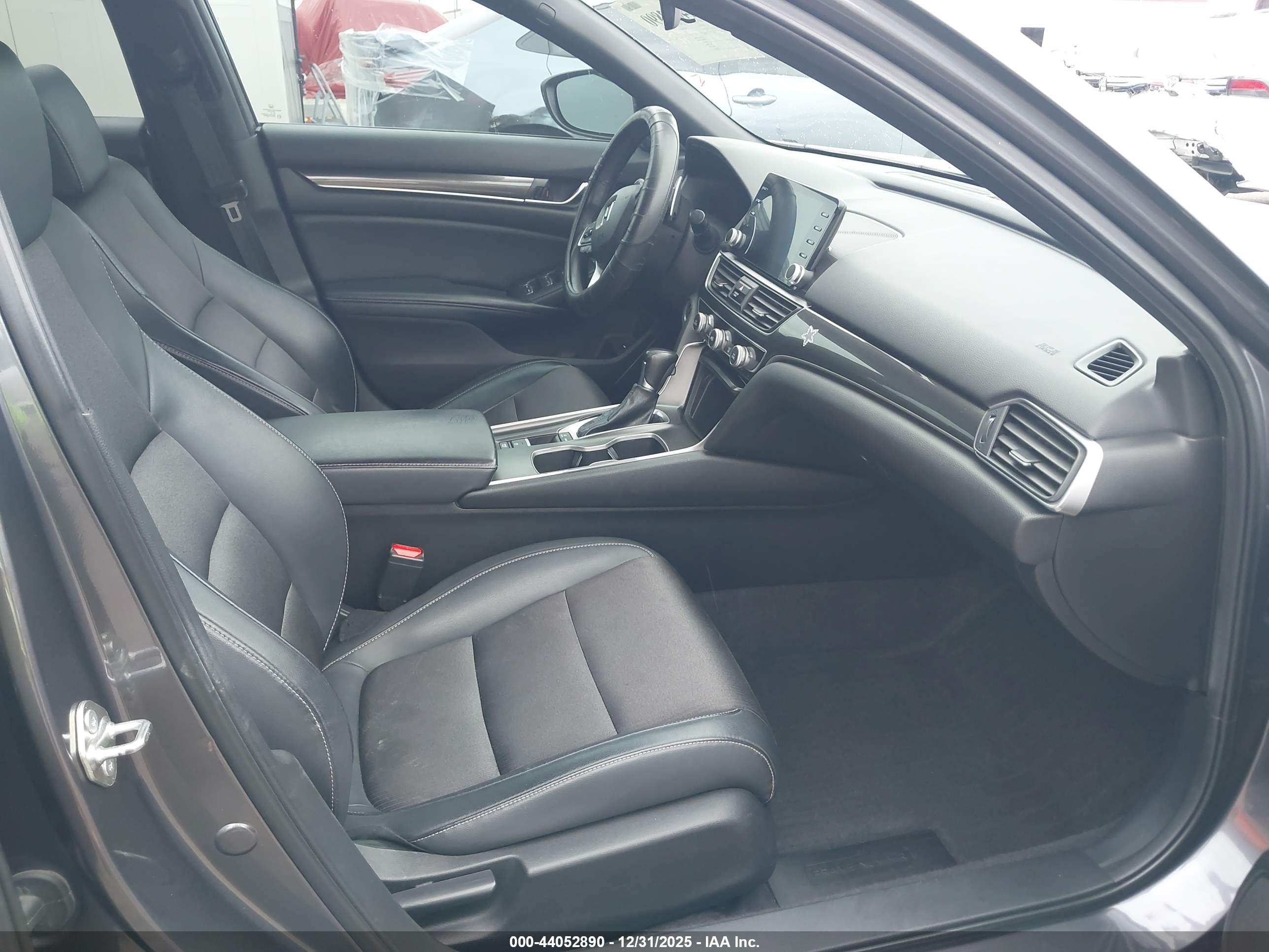 HONDA ACCORD image 5