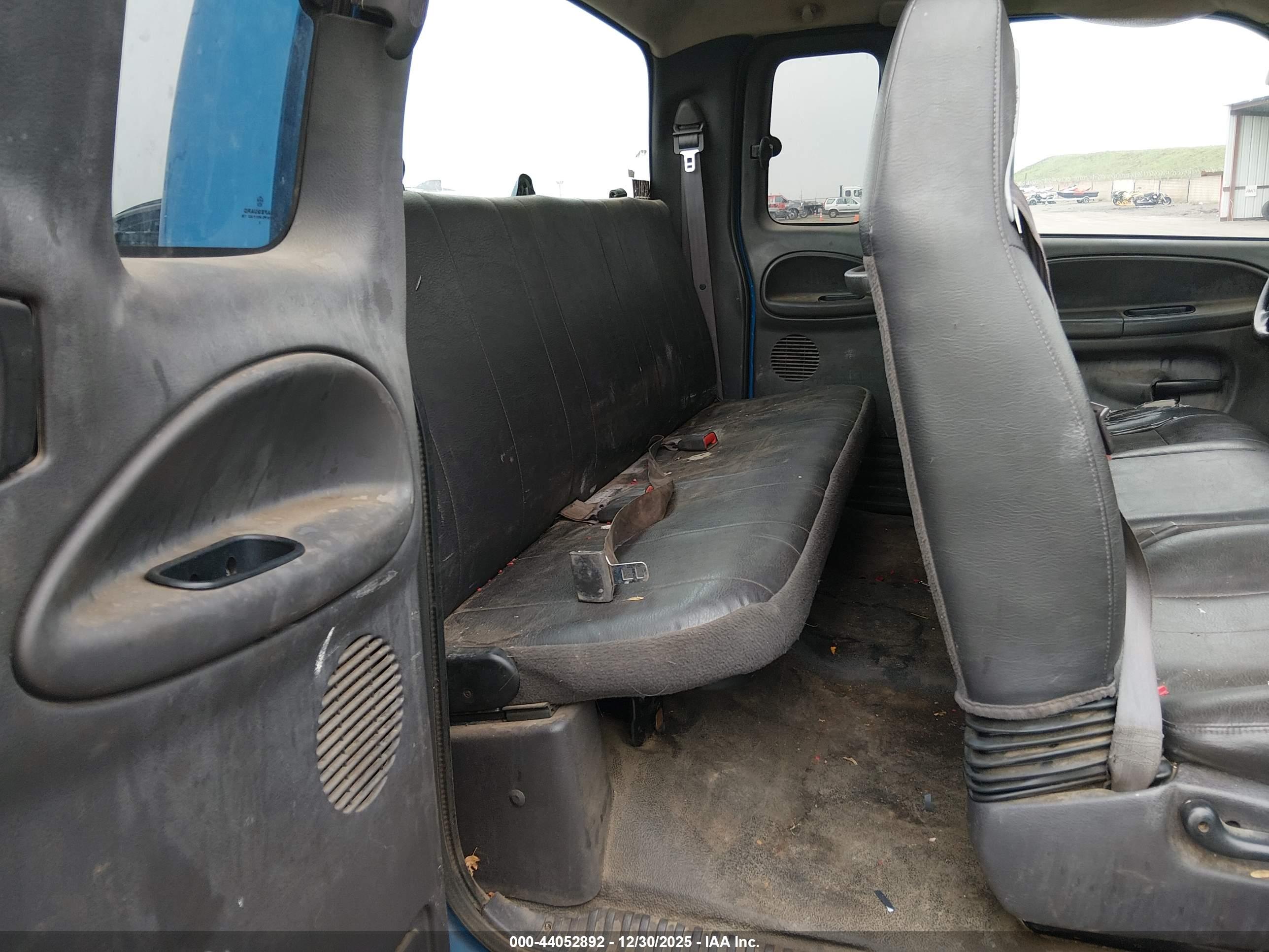 DODGE RAM image 8