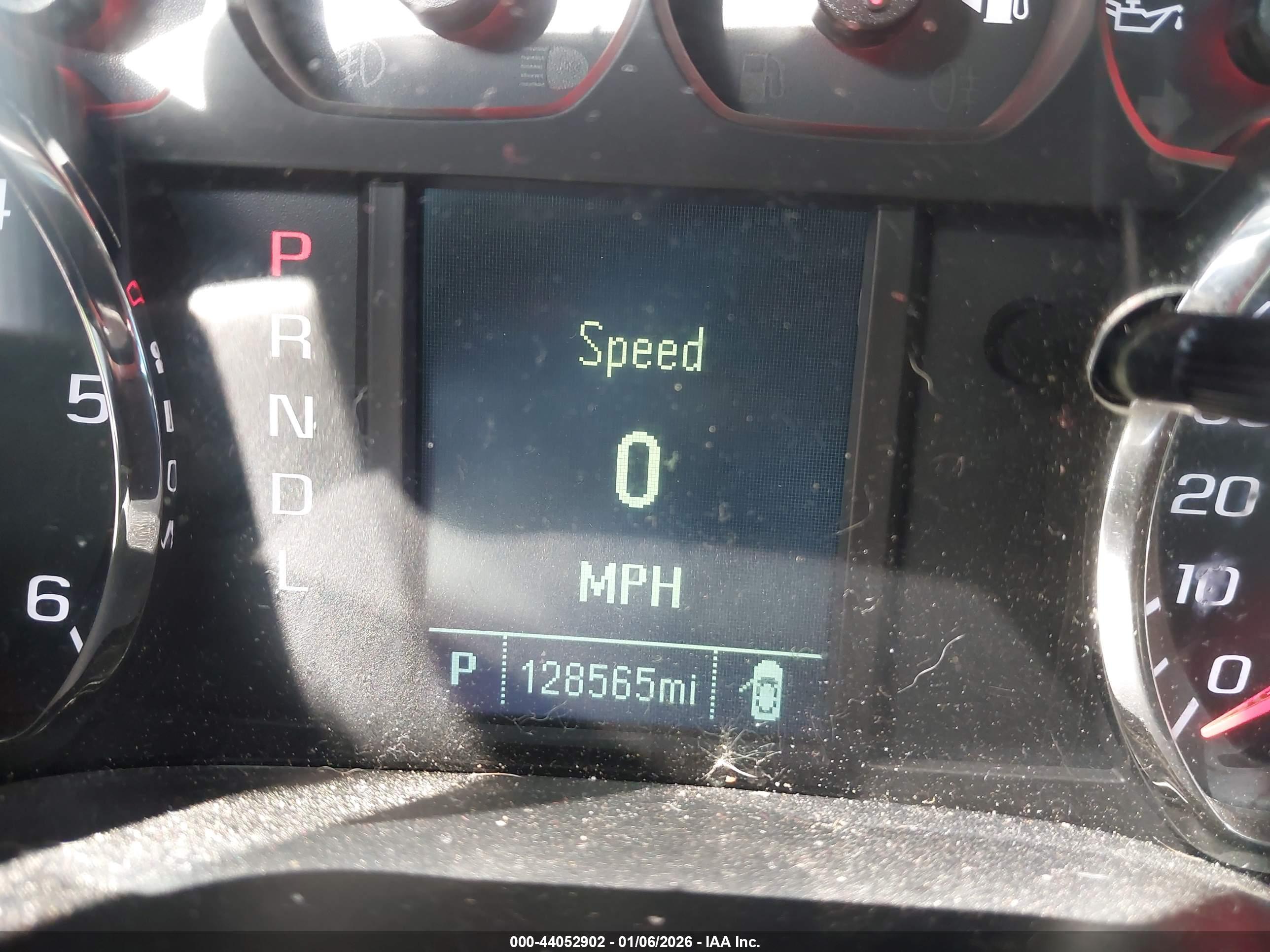 CHEVROLET SILVERADO image 7