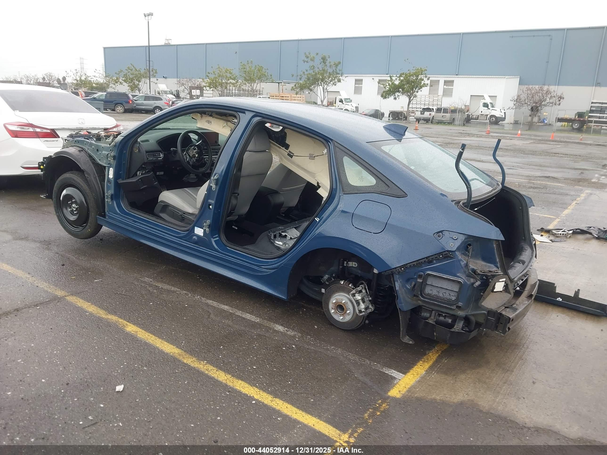 HONDA CIVIC image 3