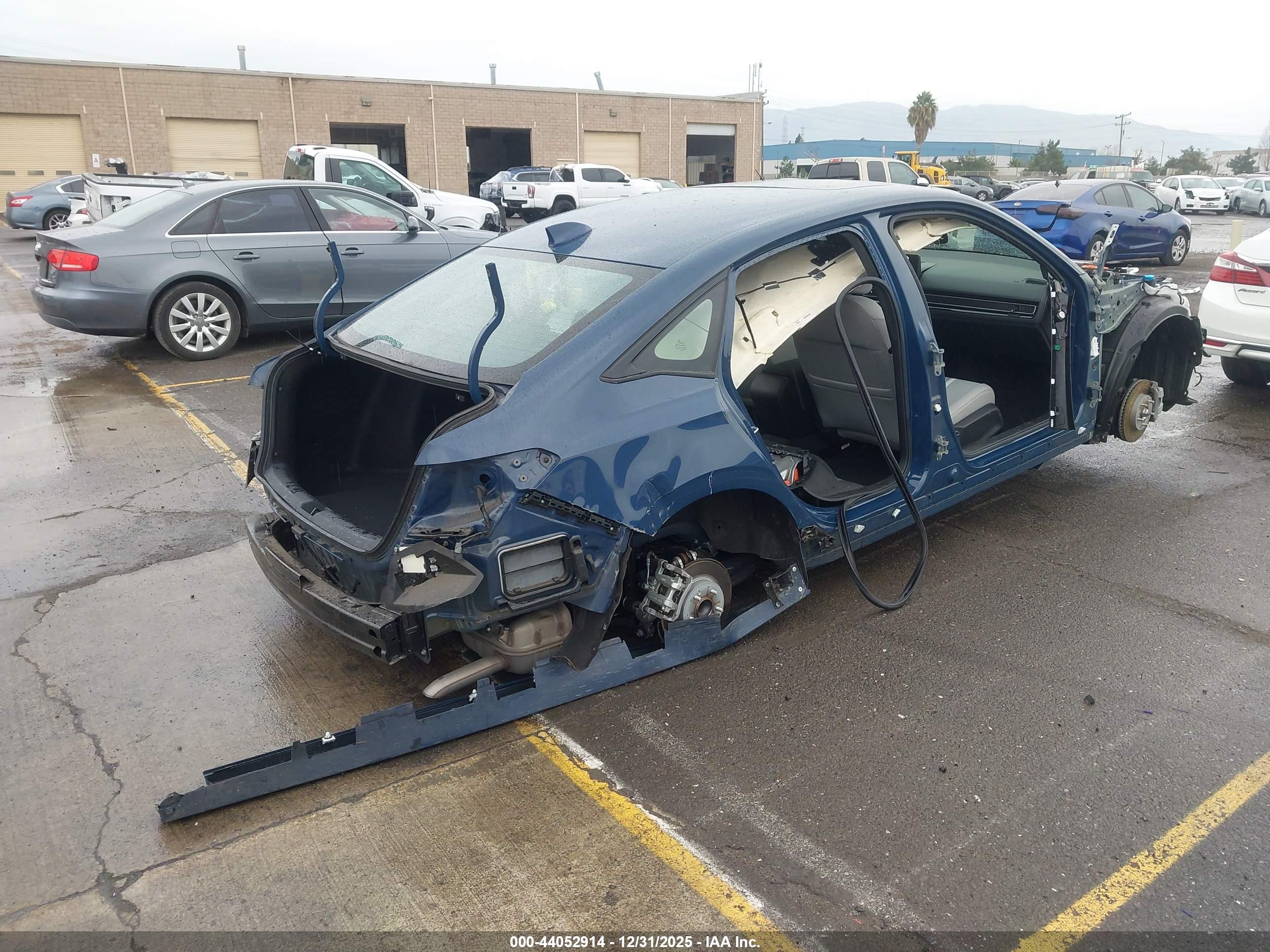 HONDA CIVIC image 4