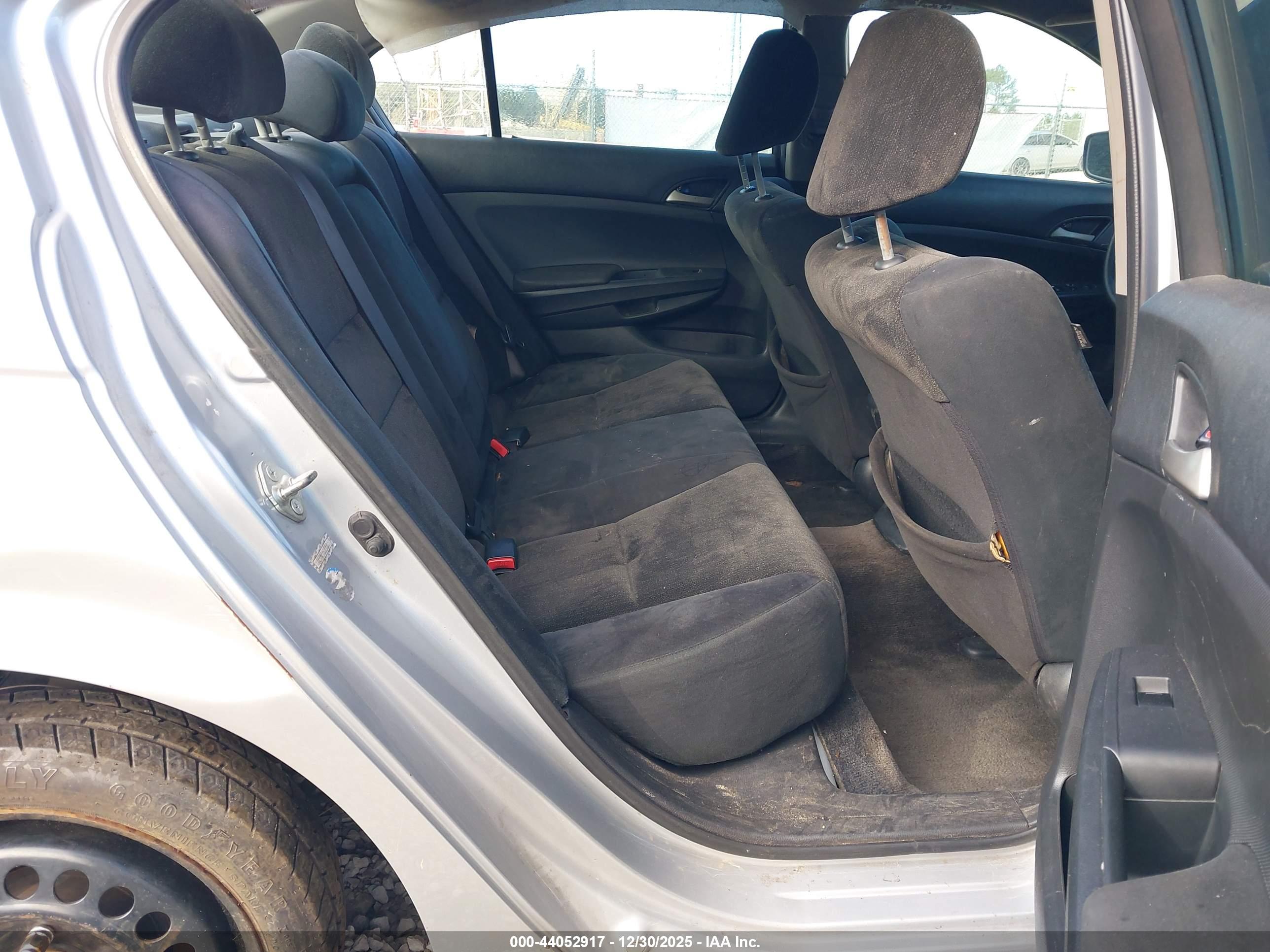 HONDA ACCORD image 8