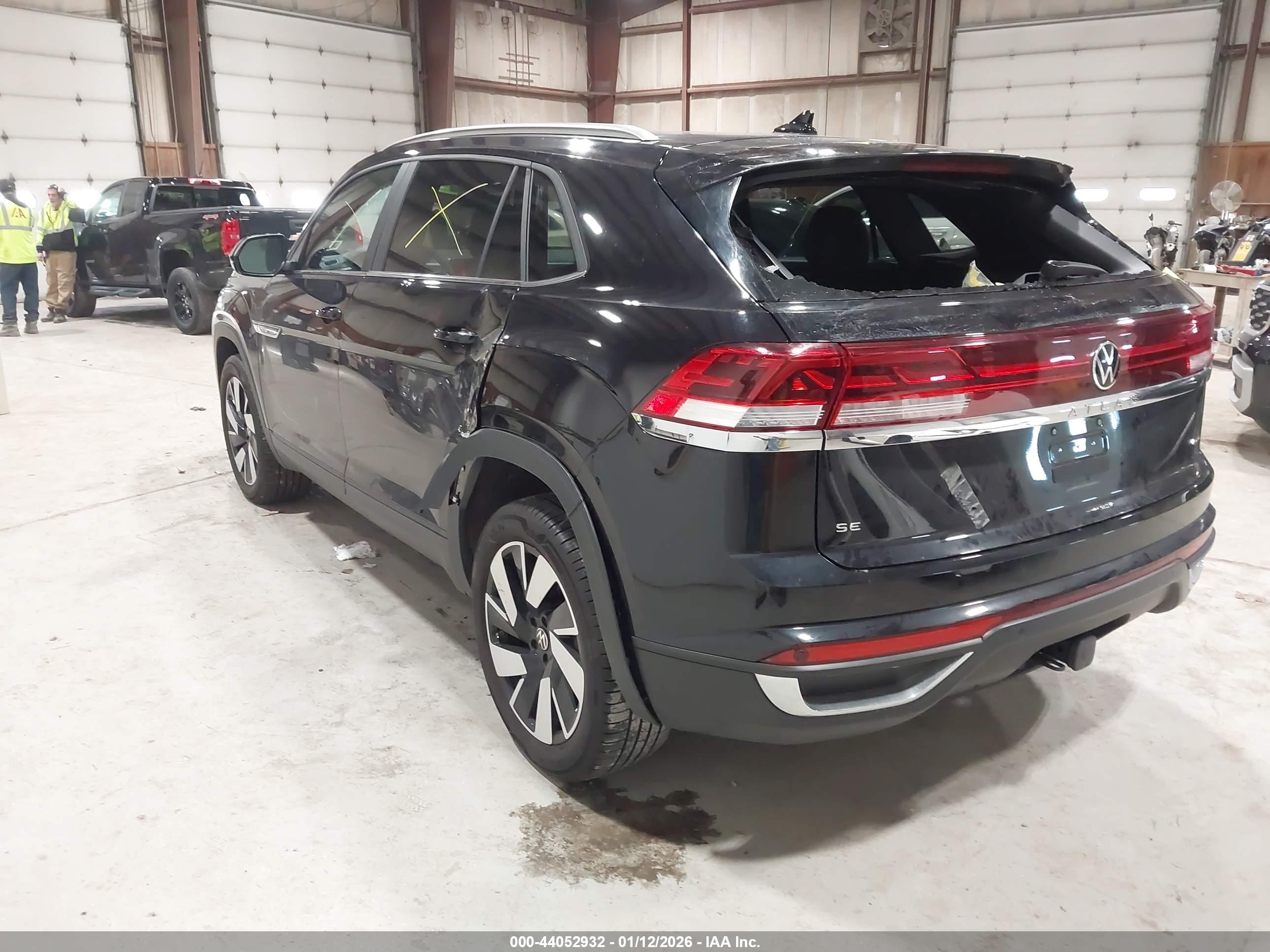 VOLKSWAGEN ATLAS image 3