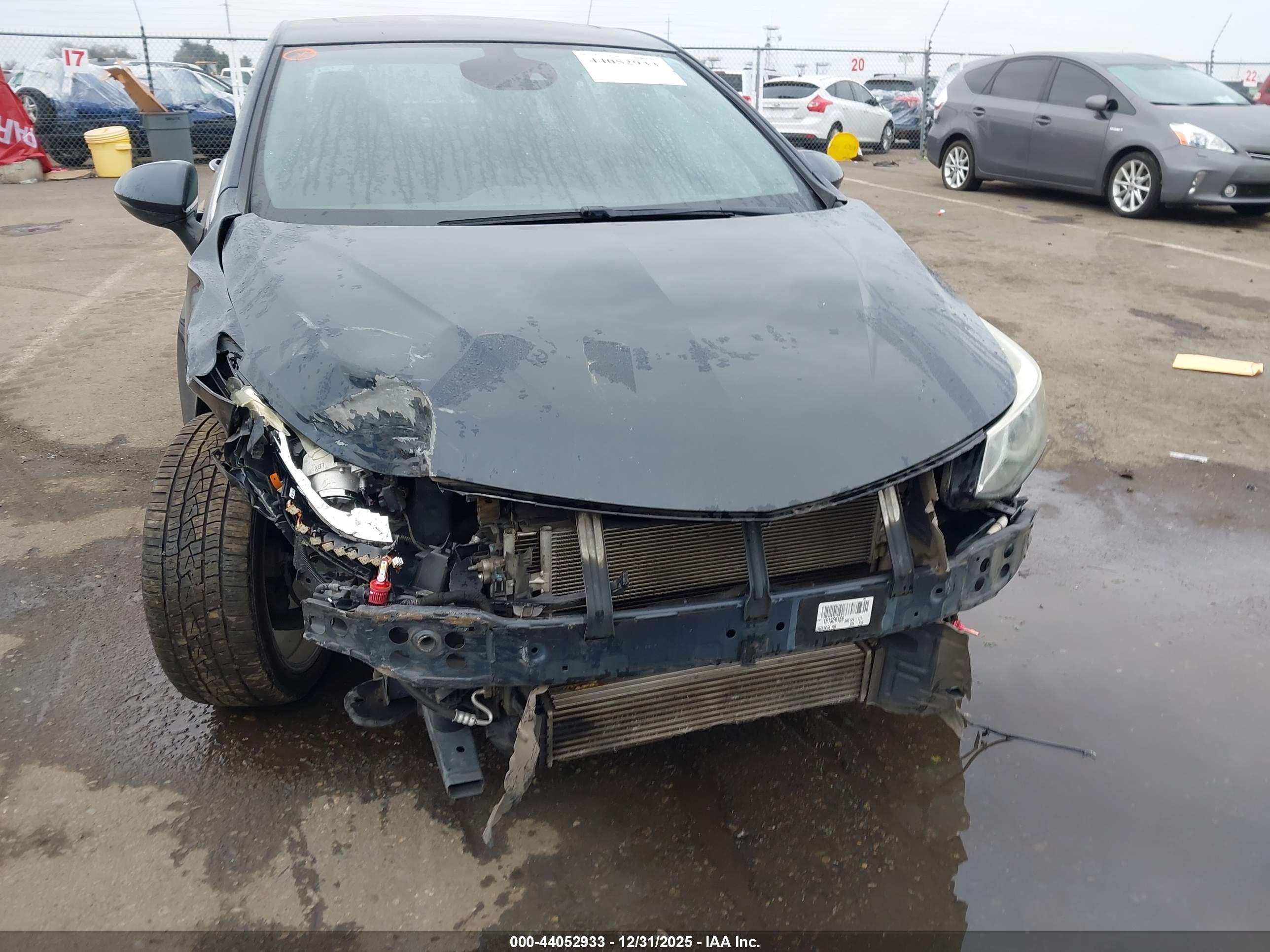 CHEVROLET CRUZE image 6
