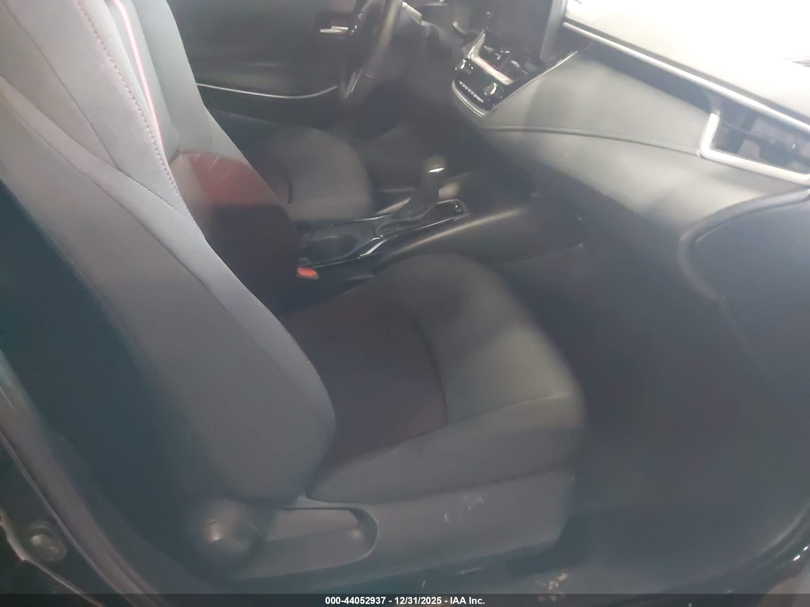 TOYOTA COROLLA image 5