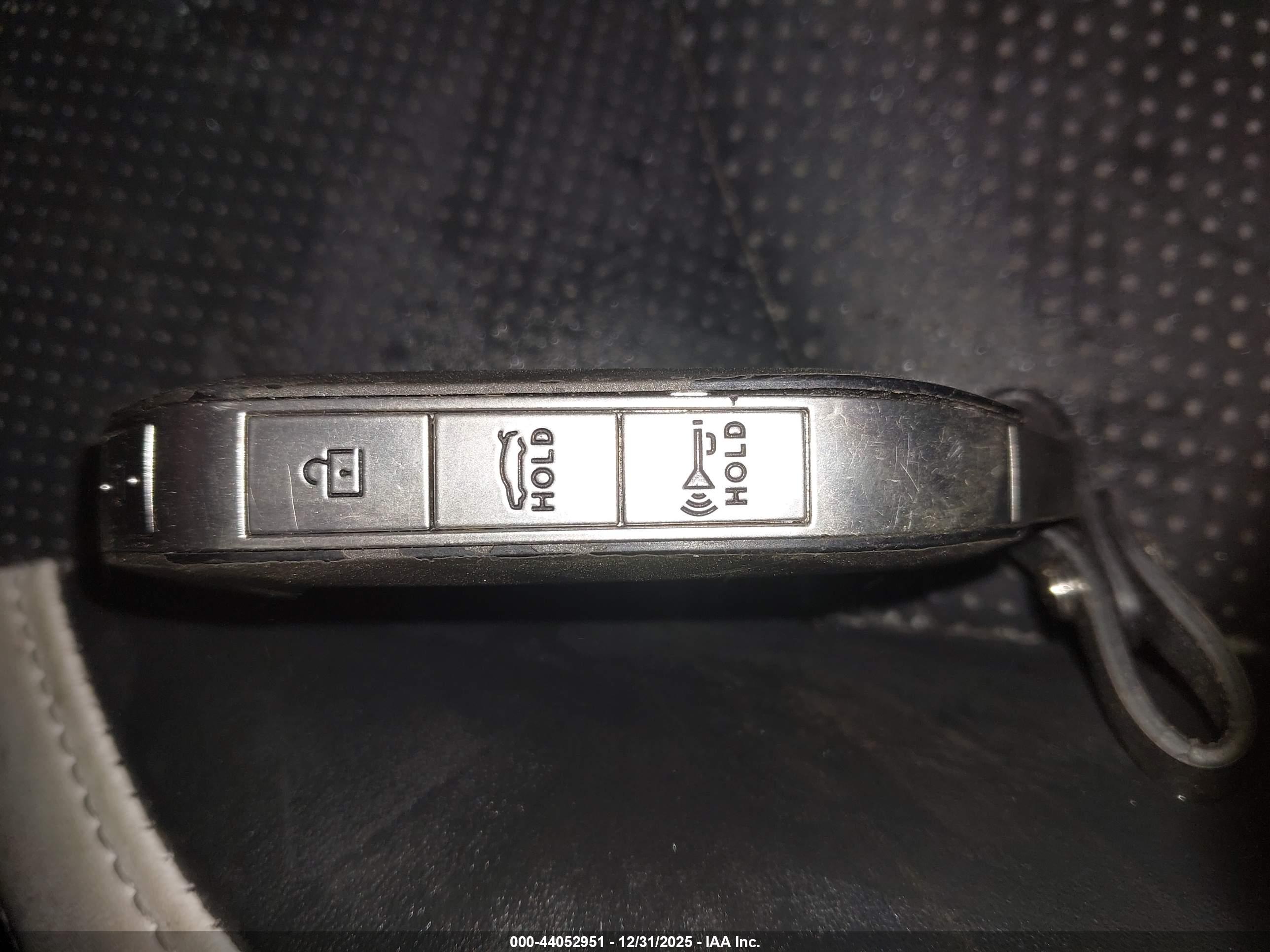 KIA K5 image 11
