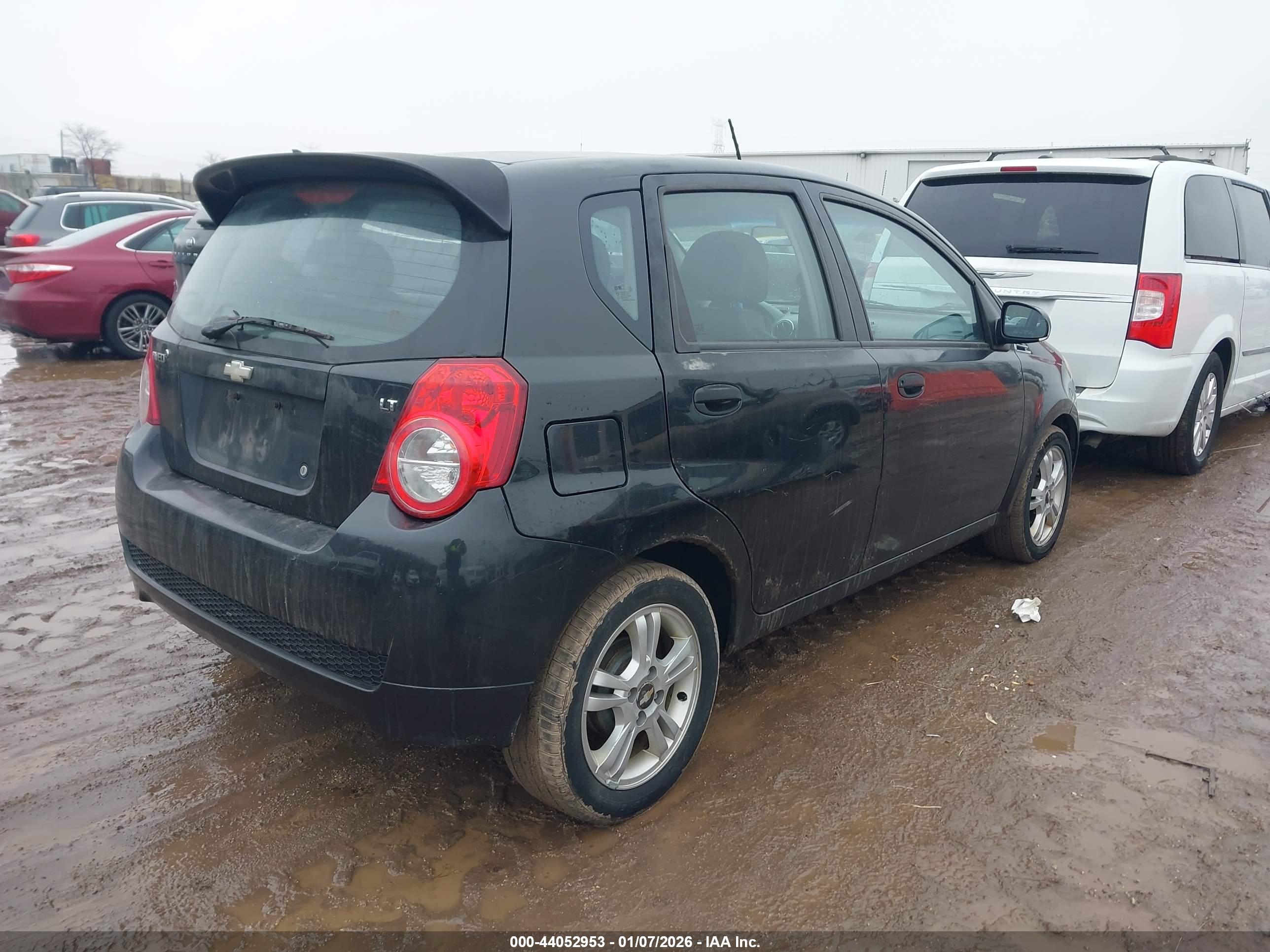 CHEVROLET AVEO image 4