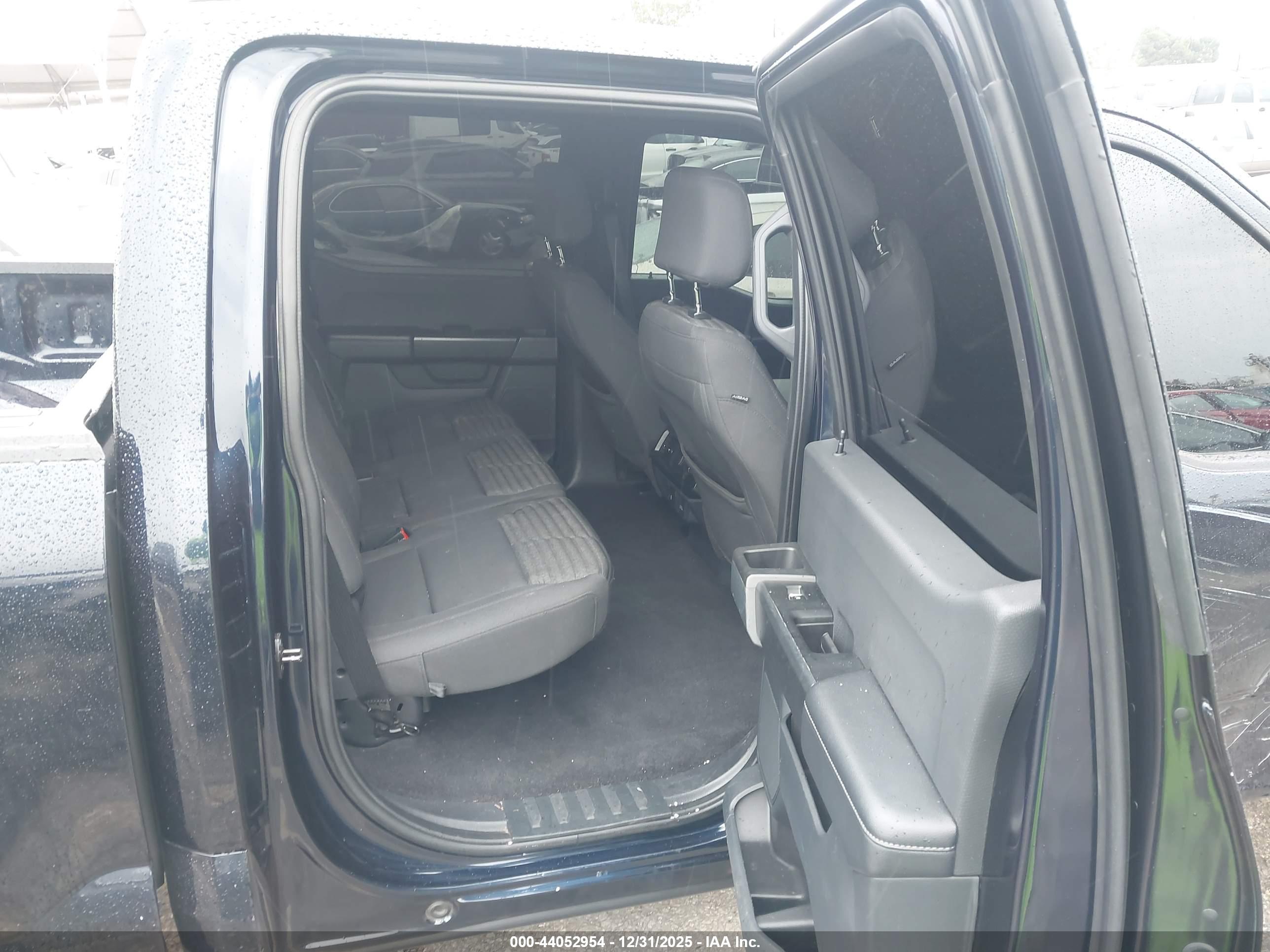 FORD F-150 image 8