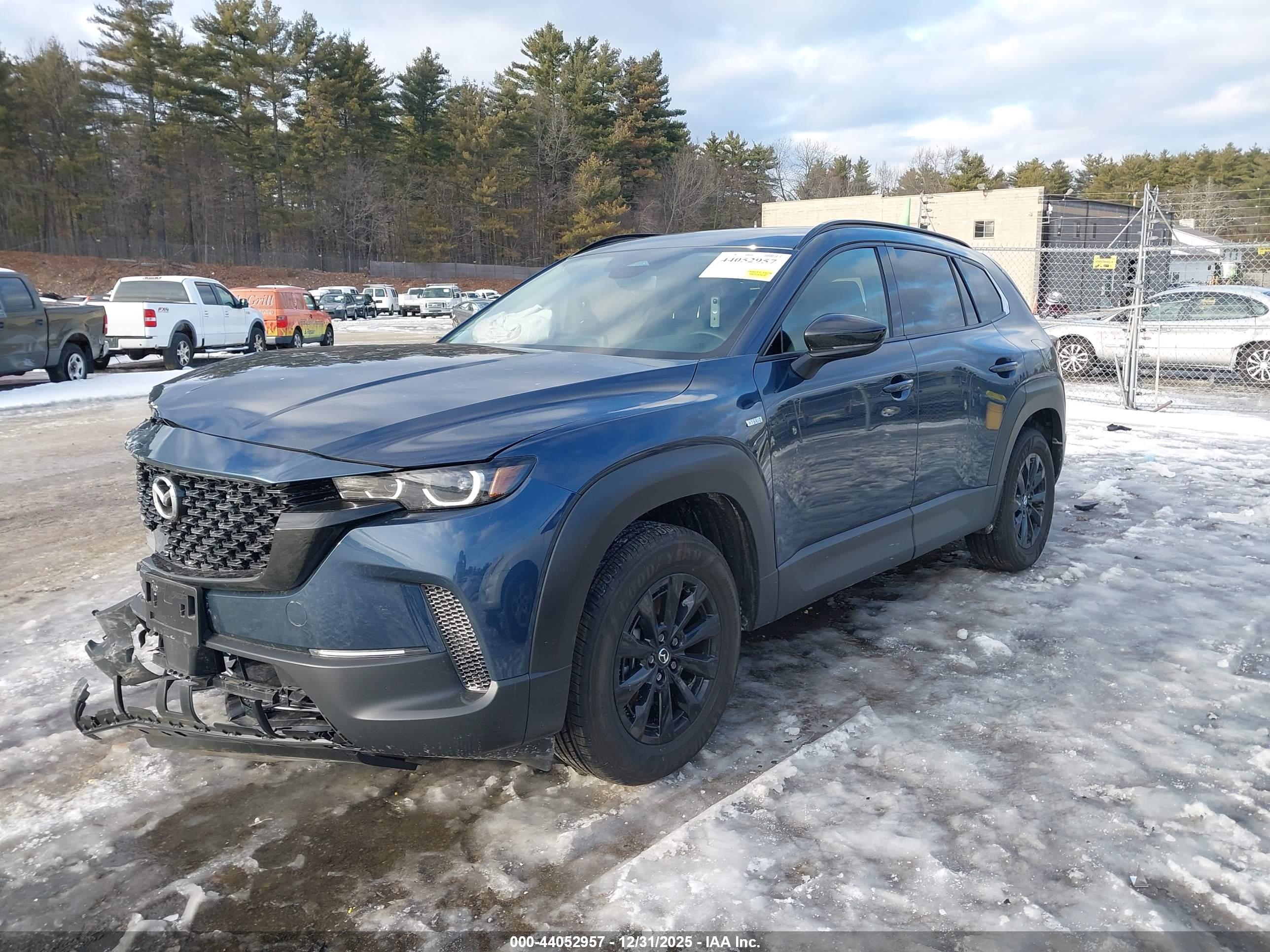 MAZDA CX-50 image 2