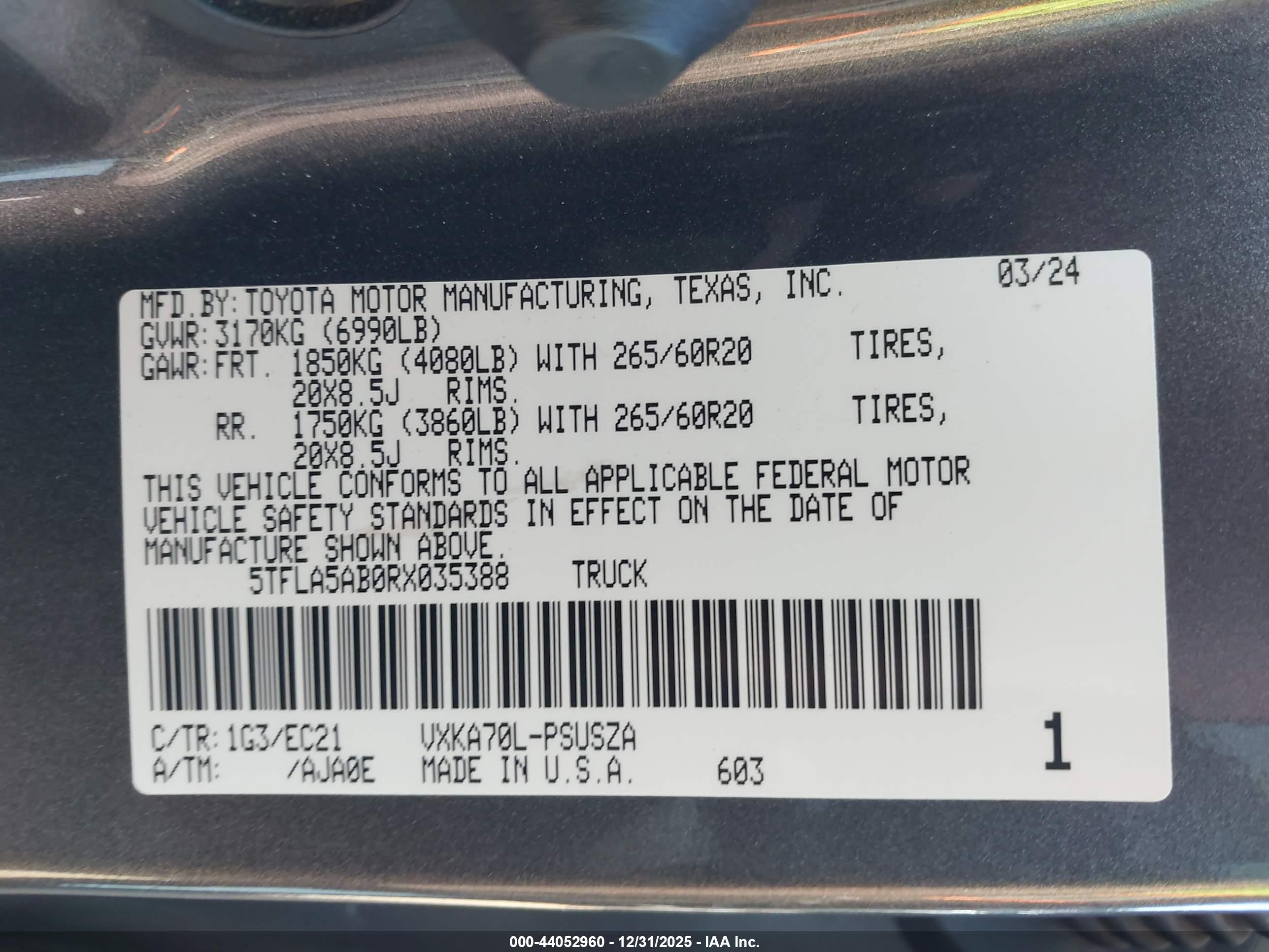 TOYOTA TUNDRA image 9